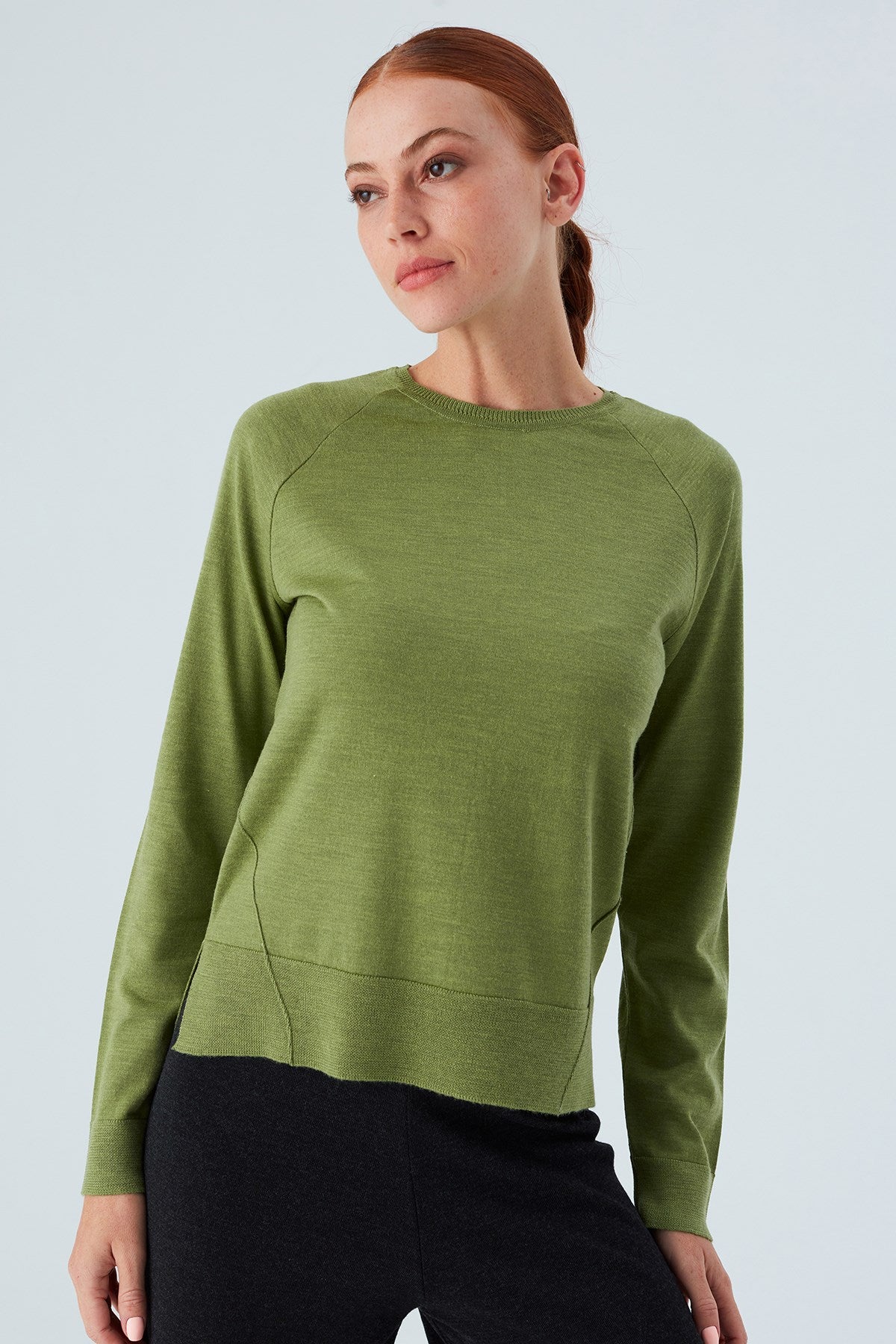 Peraluna Vanessa Pullover Merino Yünlü Yanları Yırtmaçlı Ince Kadın Triko Kazak - Yeşil