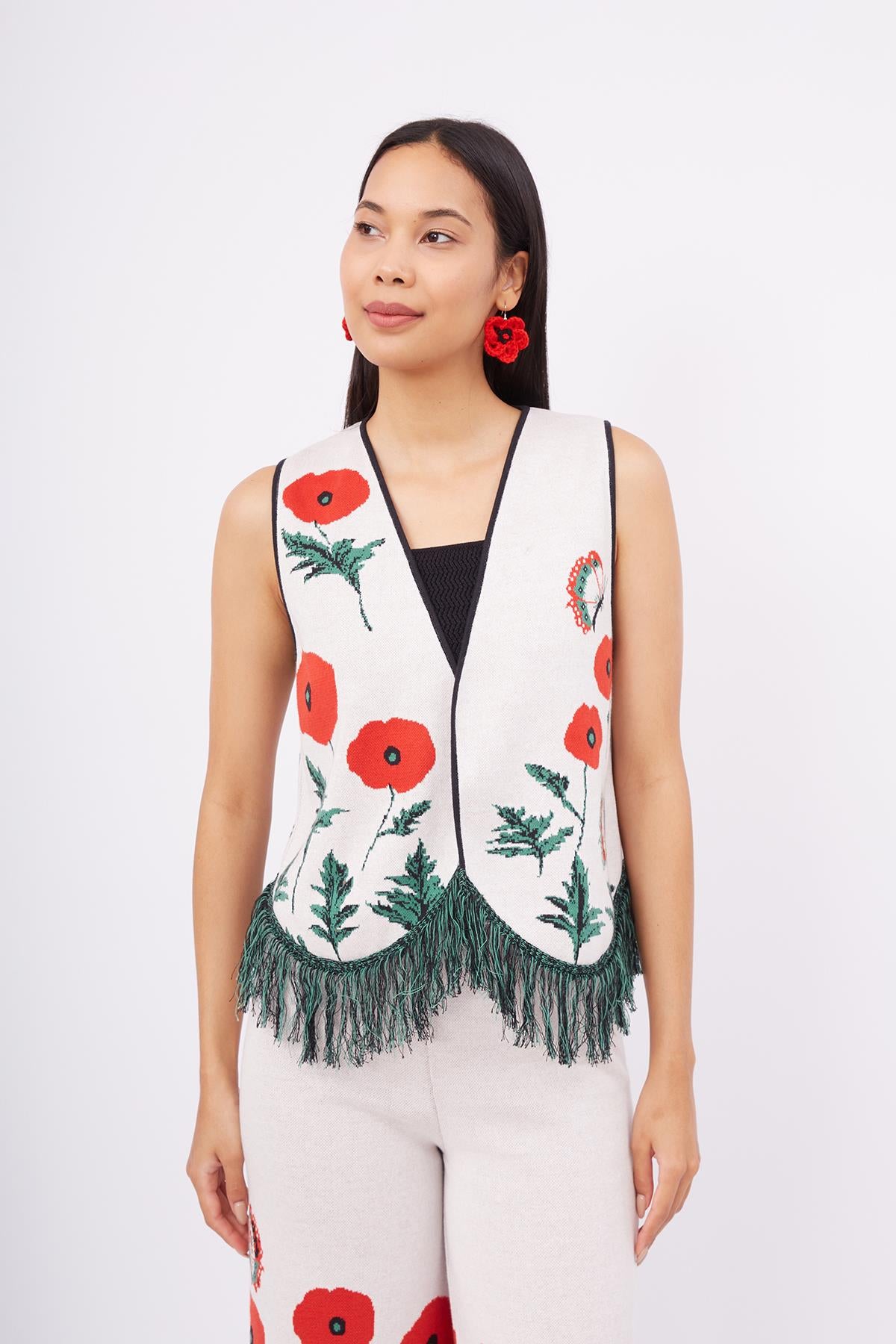 Peraluna-Poppy Waistcoat Gelincik Desen V Yaka Eteği Püskül Detaylı Rahat Kesim Kadın Triko Yelek Ekru Multi-Yelek-2-Milagron.com