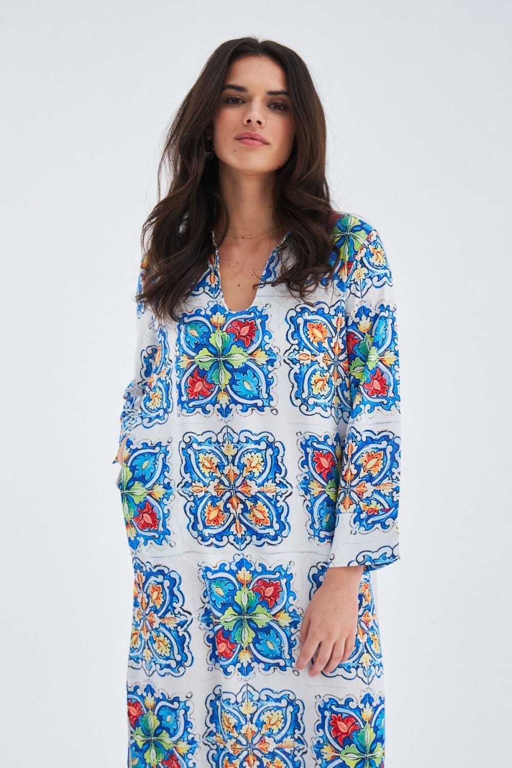 Peraluna-Ria Caftan Çini Desenli 123 Cm Derin Yırtmaçlı Saten Kadın Kaftan -Kimono-5-Milagron.com