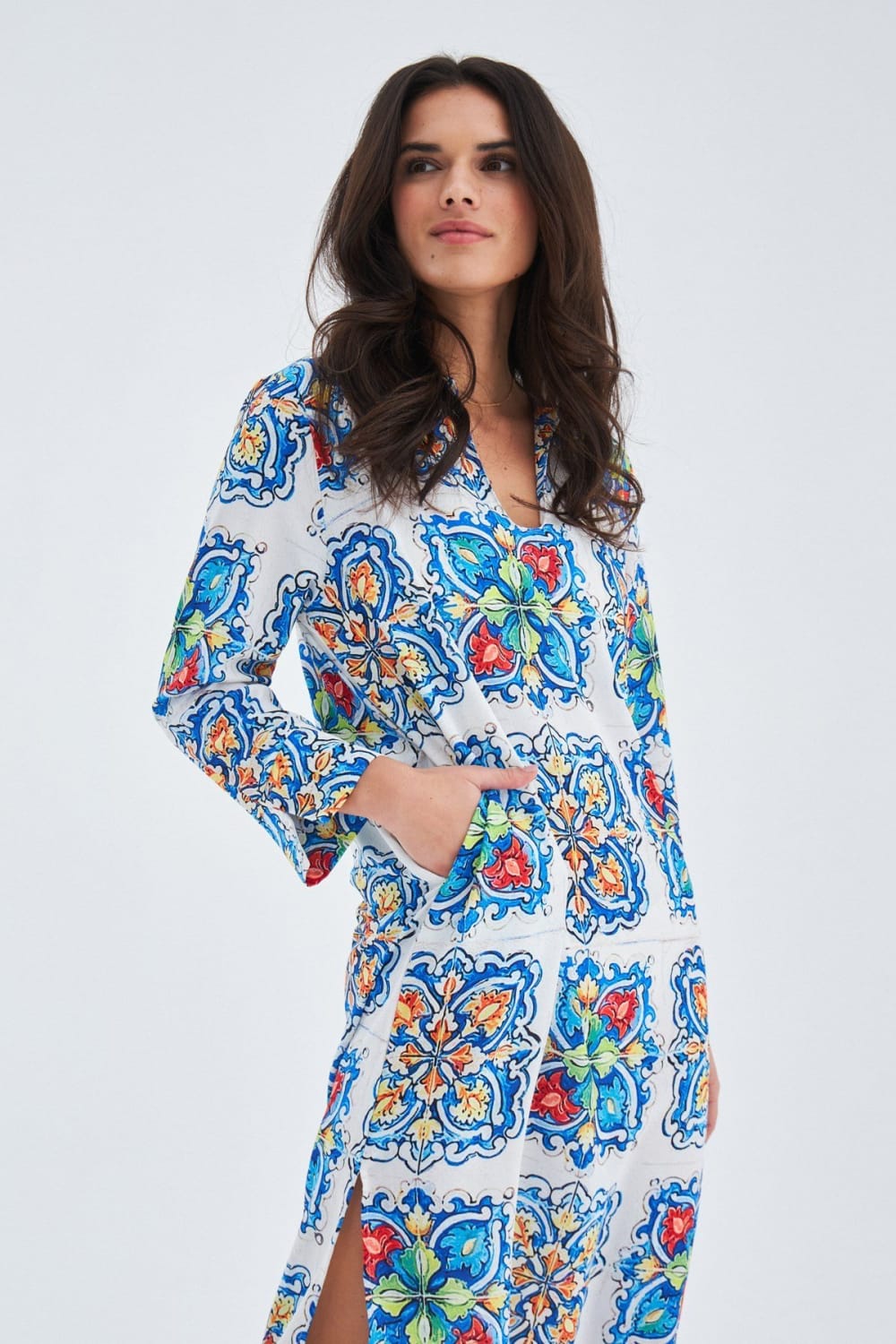 Peraluna-Ria Caftan Çini Desenli 123 Cm Derin Yırtmaçlı Saten Kadın Kaftan -Kimono-9-Milagron.com