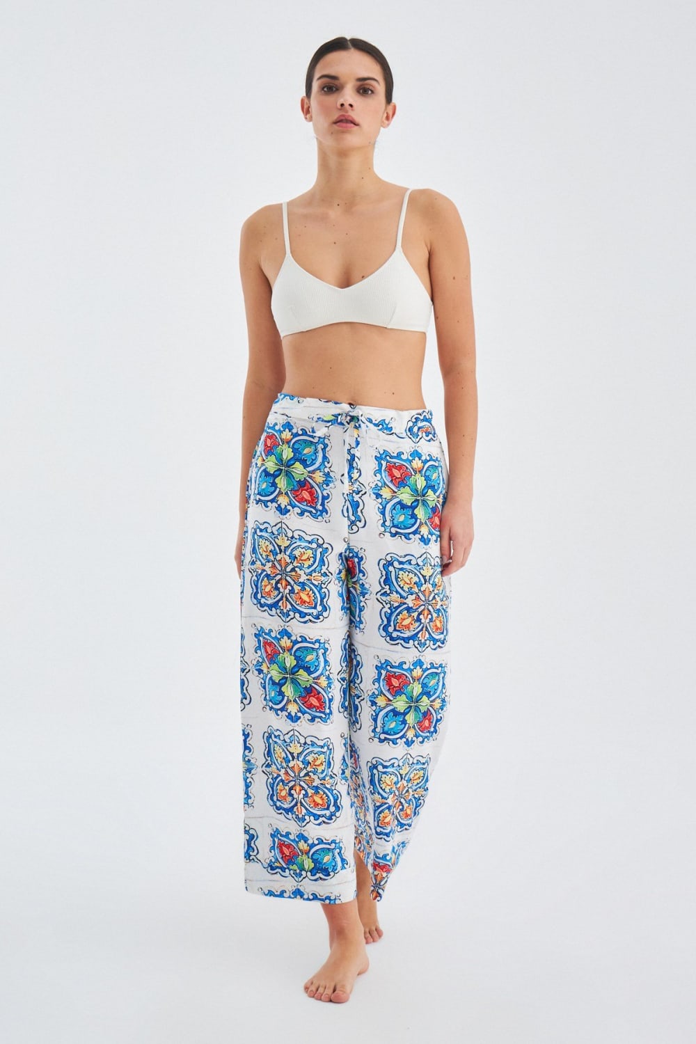 Peraluna-Ri̇a Trouser Çini Desenli Bol Kesim Yazlık Saten Kadın Pantolon-Pantolon-2-Milagron.com