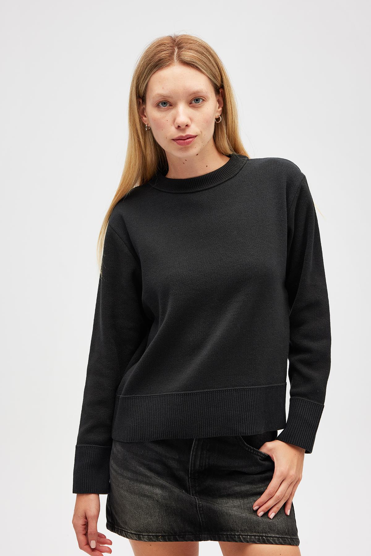 Peraluna-Risu, Düz örgü Kadın Mevsimlik Triko Bisiklet Yaka Kazak Siyah-Kazak-2-Milagron.com