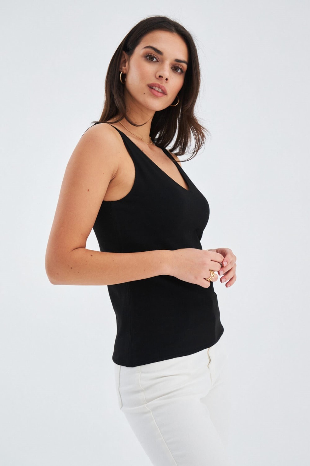 Peraluna-Ruby Top V Yaka İnce Askılı Yazlık Kadın Triko Atlet-Atlet-19-Milagron.com