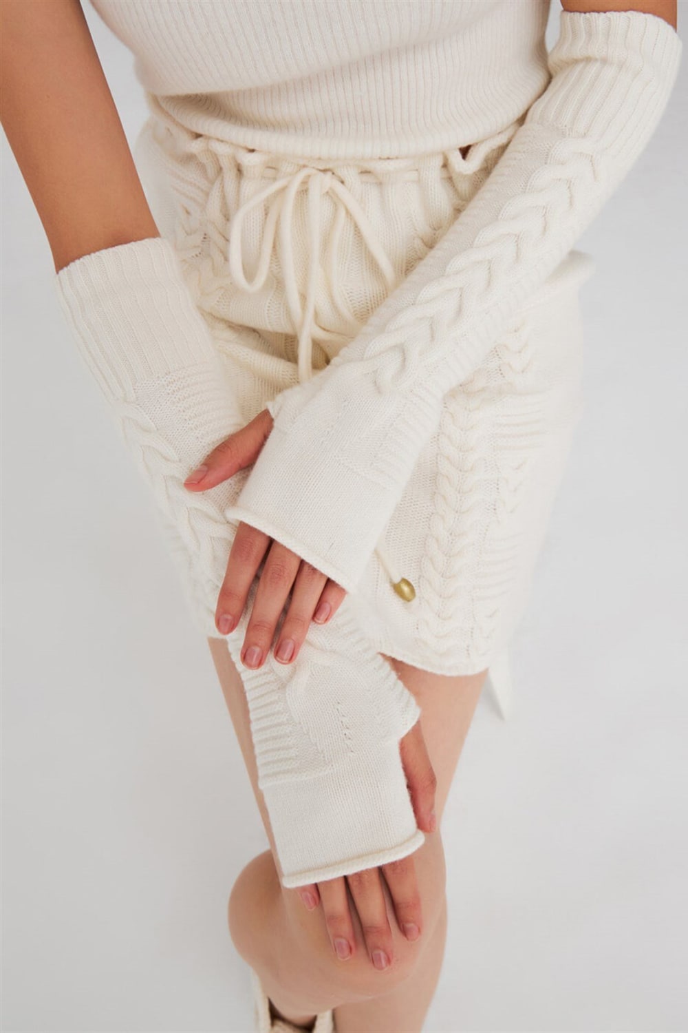 Peraluna-Saç Örgü Desenli Kaşmir Karışımlı Uzun Kadın Triko Eldiven-Eldiven-13-Milagron.com