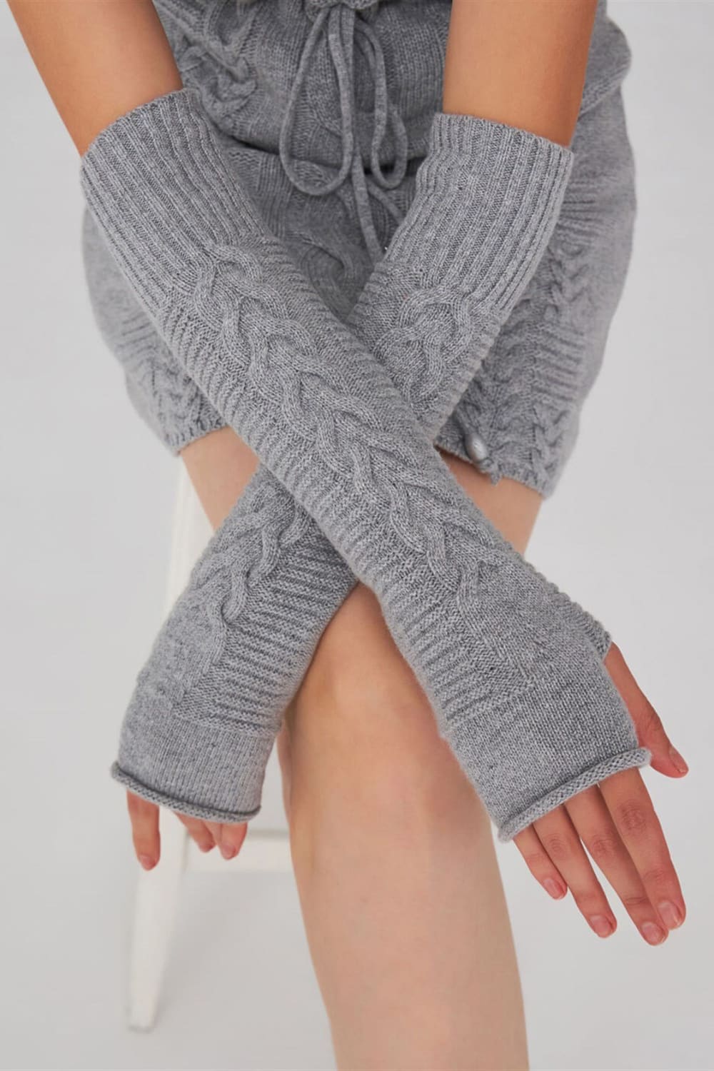 Peraluna-Saç Örgü Desenli Kaşmir Karışımlı Uzun Kadın Triko Eldiven-Eldiven-22-Milagron.com
