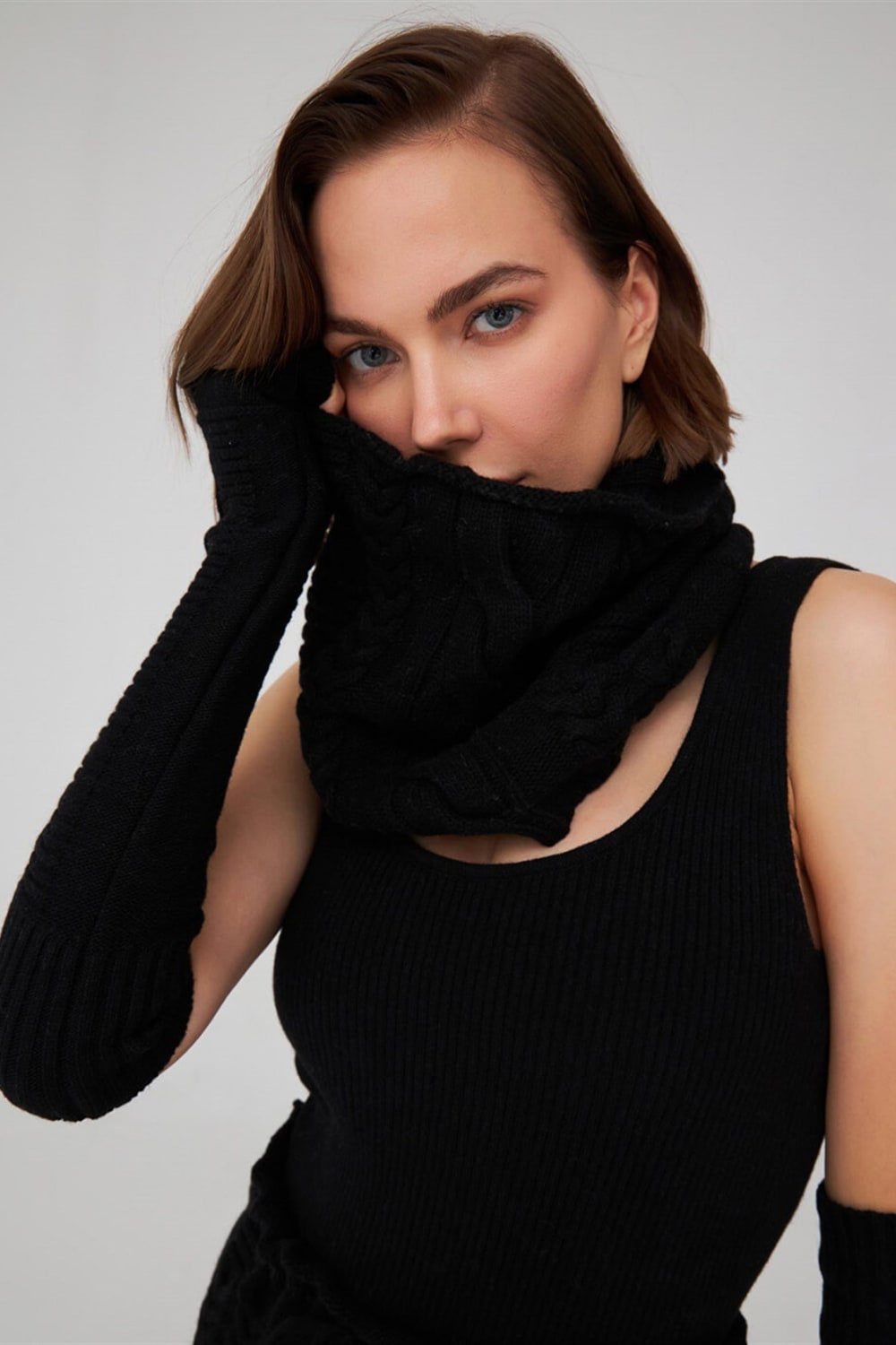 Peraluna-Saç Örgü Desenli Kaşmir Karışımlı Uzun Kadın Triko Eldiven-Eldiven-25-Milagron.com