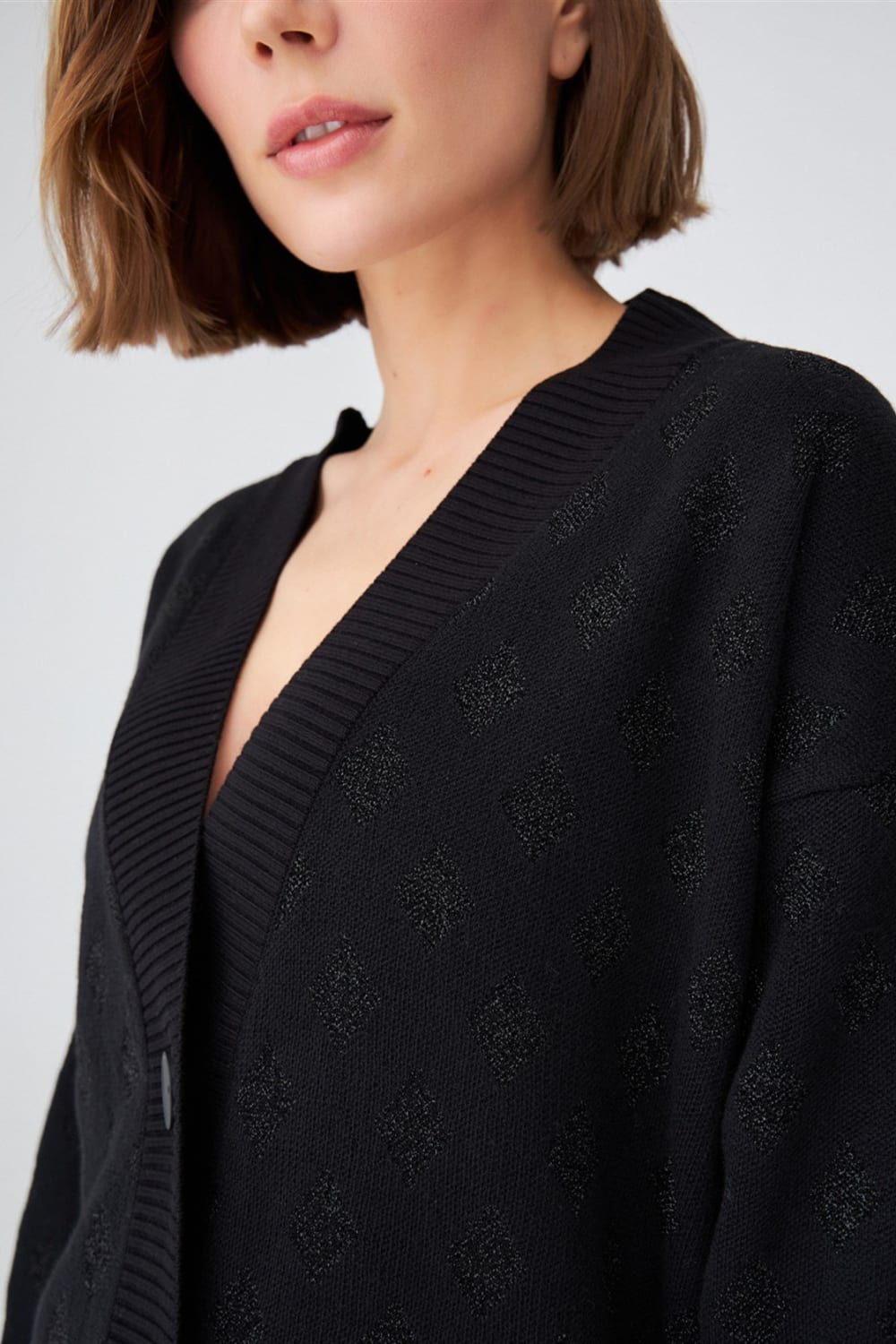 Peraluna-Simli Diamond Desenli Geniş Kalıp Kabarık Kollu Kısa Kadın Triko Hırka-Kazak & Triko-3-Milagron.com