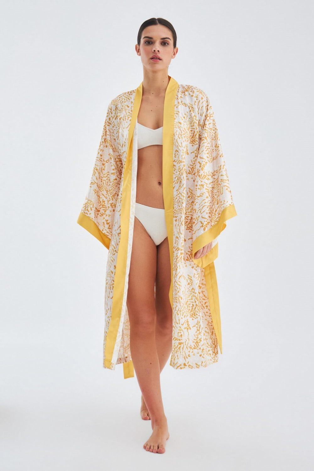 Peraluna-Si̇tara Kimono Desenli 120 Cm Saten Yazlık Kadın Kimono-Kimono-2-Milagron.com