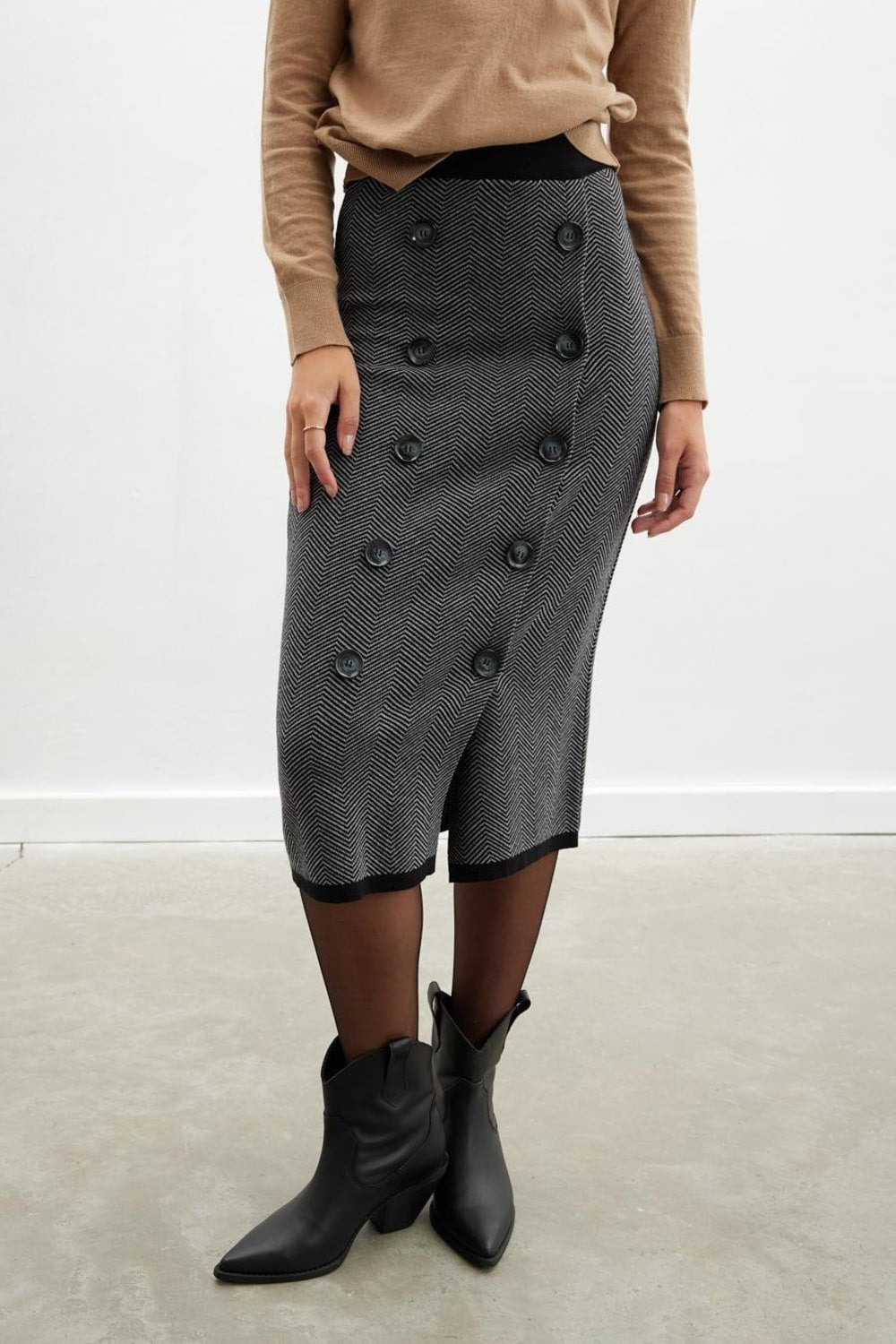 Peraluna-Styleboom X Cheshire Skirt Balıksırtı Desen Midi Boy Kadın Triko Etek-Etek-5-Milagron.com