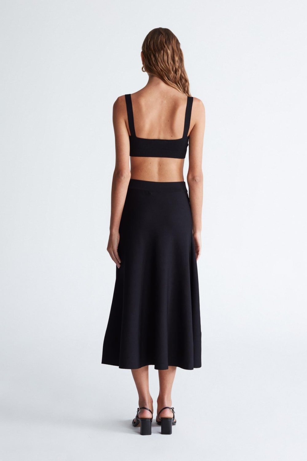 Peraluna-Styleboom X Elizabeth Bralet Düğme Detaylı Askılı Kadın Triko Bralet -Crop Top-28-Milagron.com