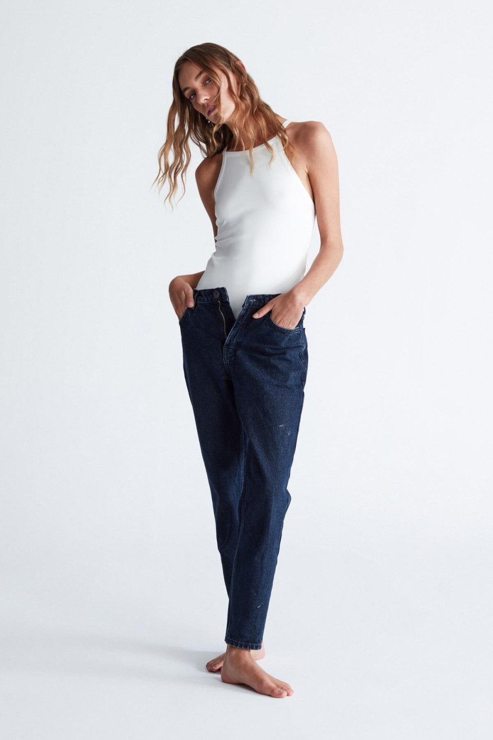 Peraluna-Styleboom X Greta Body Halter Yaka Arkası Çapraz Alttan Çıtçıtlı Kadın Triko Body -Body-29-Milagron.com