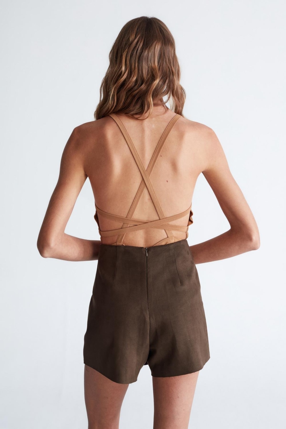 Peraluna-Styleboom X Greta Body Halter Yaka Arkası Çapraz Alttan Çıtçıtlı Kadın Triko Body -Body-7-Milagron.com