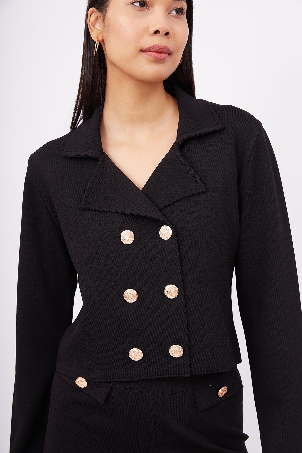 Peraluna-Styleboom X Kathy Blazer Çelik Örgü Crop Kruvaze Blazer Kadın Triko Ceket Siyah-Blazer Ceket-3-Milagron.com