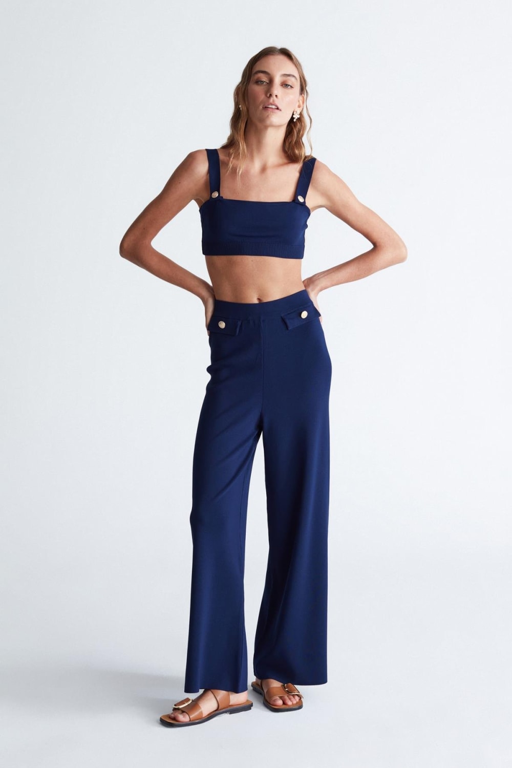 Peraluna-Styleboom X Marlene Trouser Düğme Detaylı Rahat Kesim Kadın Triko Pantolon -Pantolon-6-Milagron.com