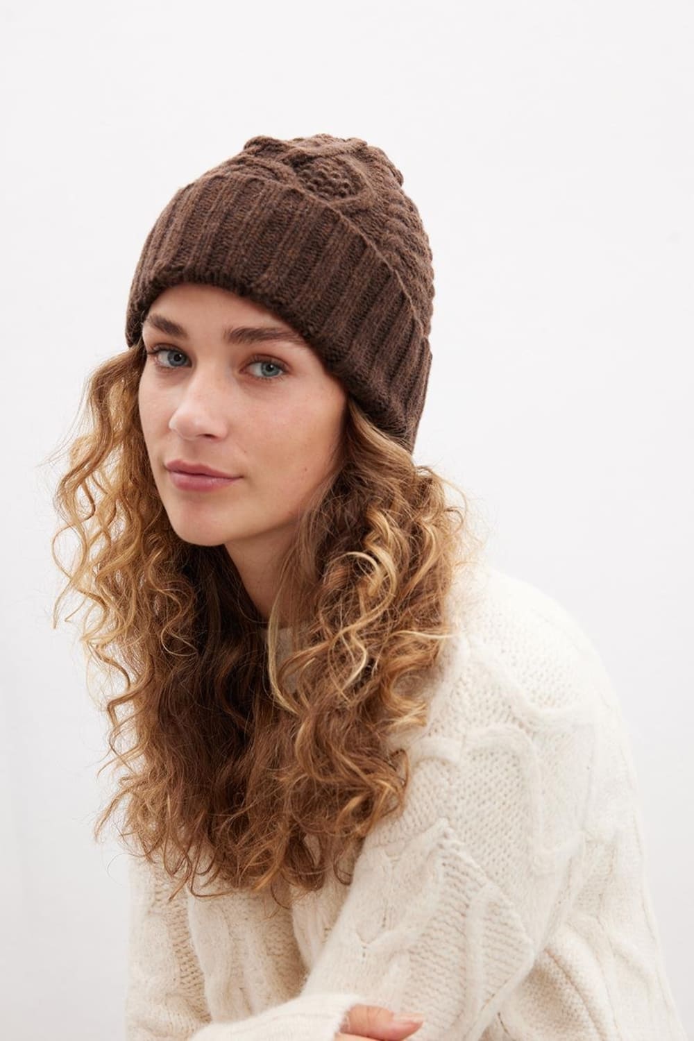 Peraluna-Twinkle Beanie Saç Örgü Kadın Triko Bere-Bere-1-Milagron.com