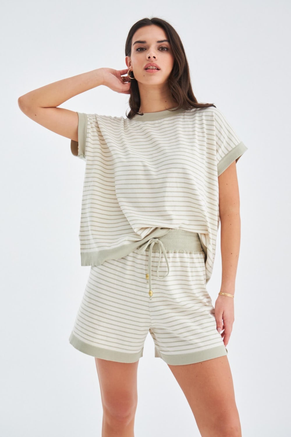 Peraluna-Vera Blouse & Shorts Pamuklu Yazlık Kadın Triko Şort Takım-Şort-4-Milagron.com