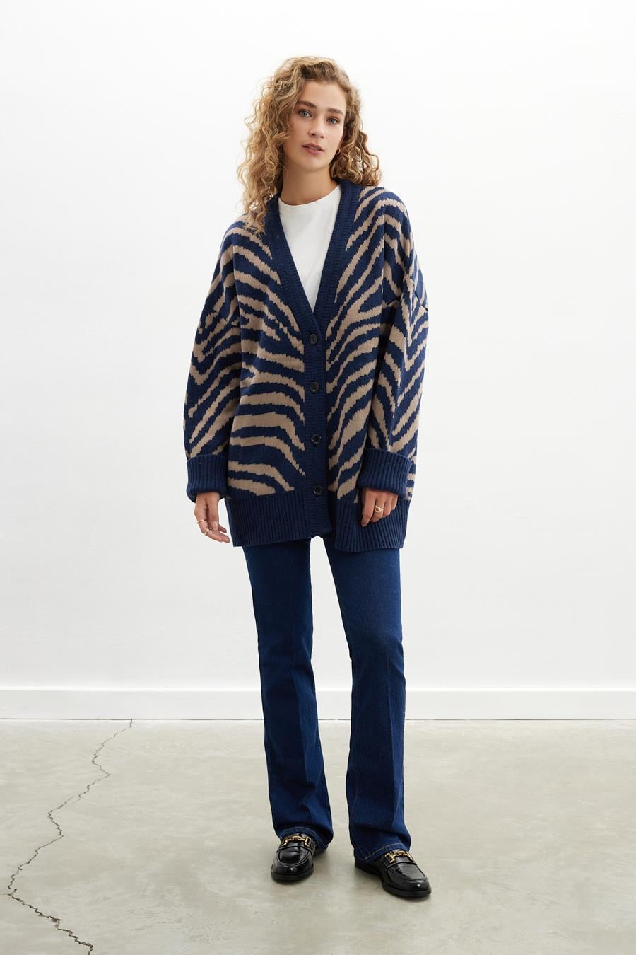 Peraluna Zebra Cardigan V Yaka Zebra Desen Organik Pamuk-Yün Karışım Geniş Kesim Kadın Triko Hırka - Lacivert