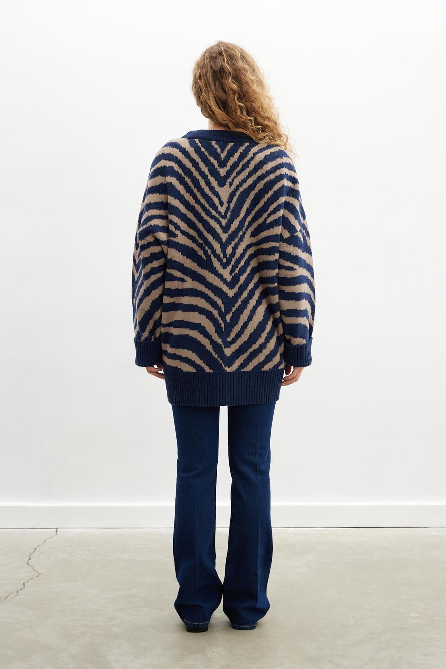 Peraluna Zebra Cardigan V Yaka Zebra Desen Organik Pamuk-Yün Karışım Geniş Kesim Kadın Triko Hırka - Lacivert