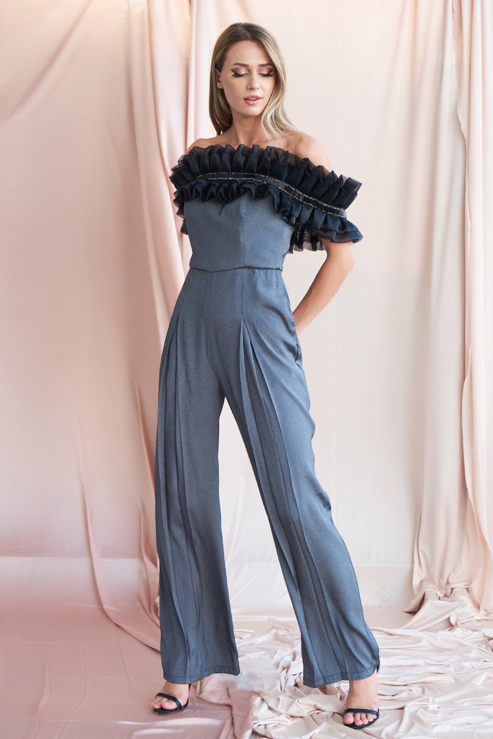 Petra Petrova-Gri Fırfırlı Tulum İvy-Tulum-1-Milagron.com