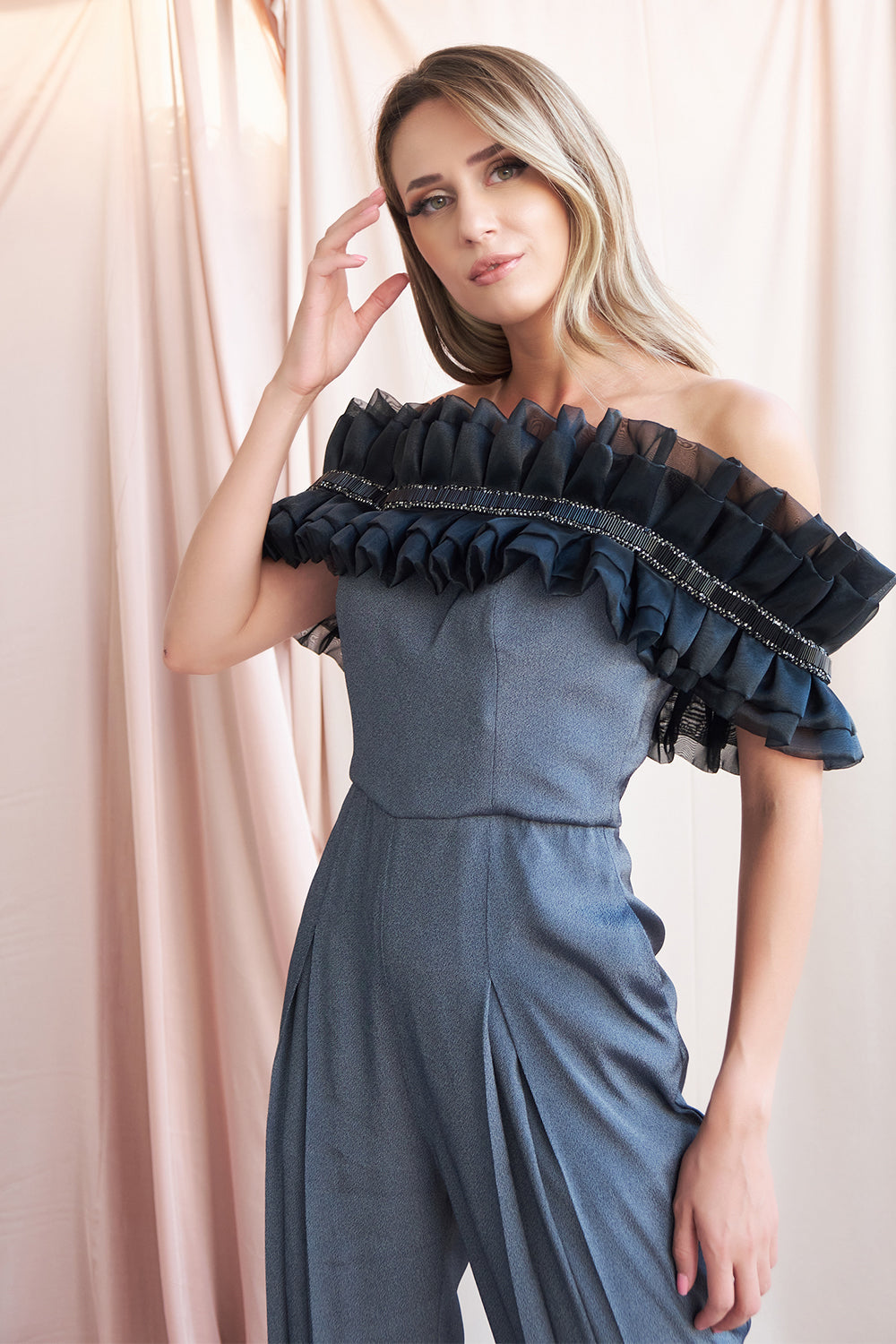 Petra Petrova-Gri Fırfırlı Tulum İvy-Tulum-2-Milagron.com