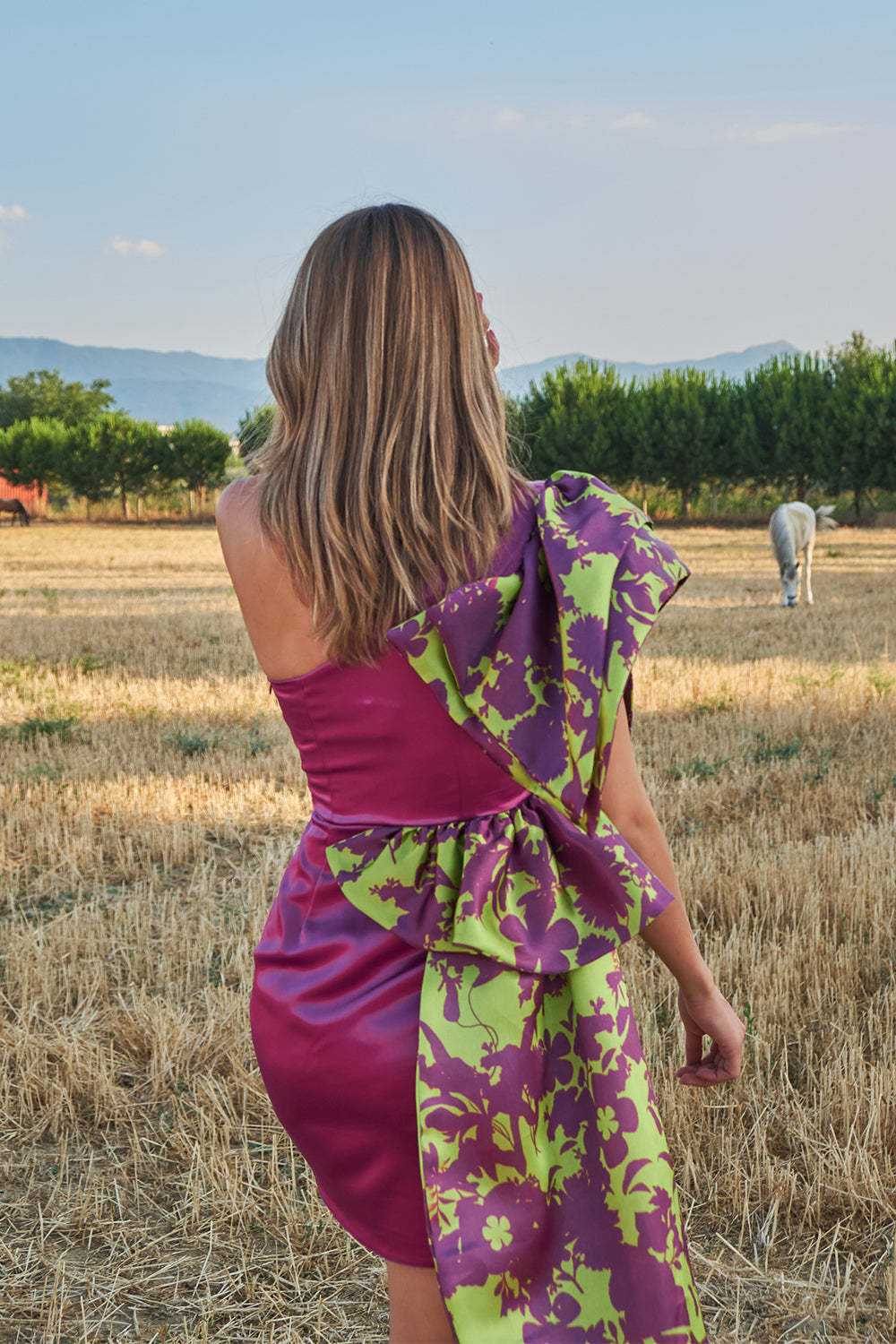 Petra Petrova-Tek Omuzlu Fuşya Mini Abiye Lora-Elbise-7-Milagron.com