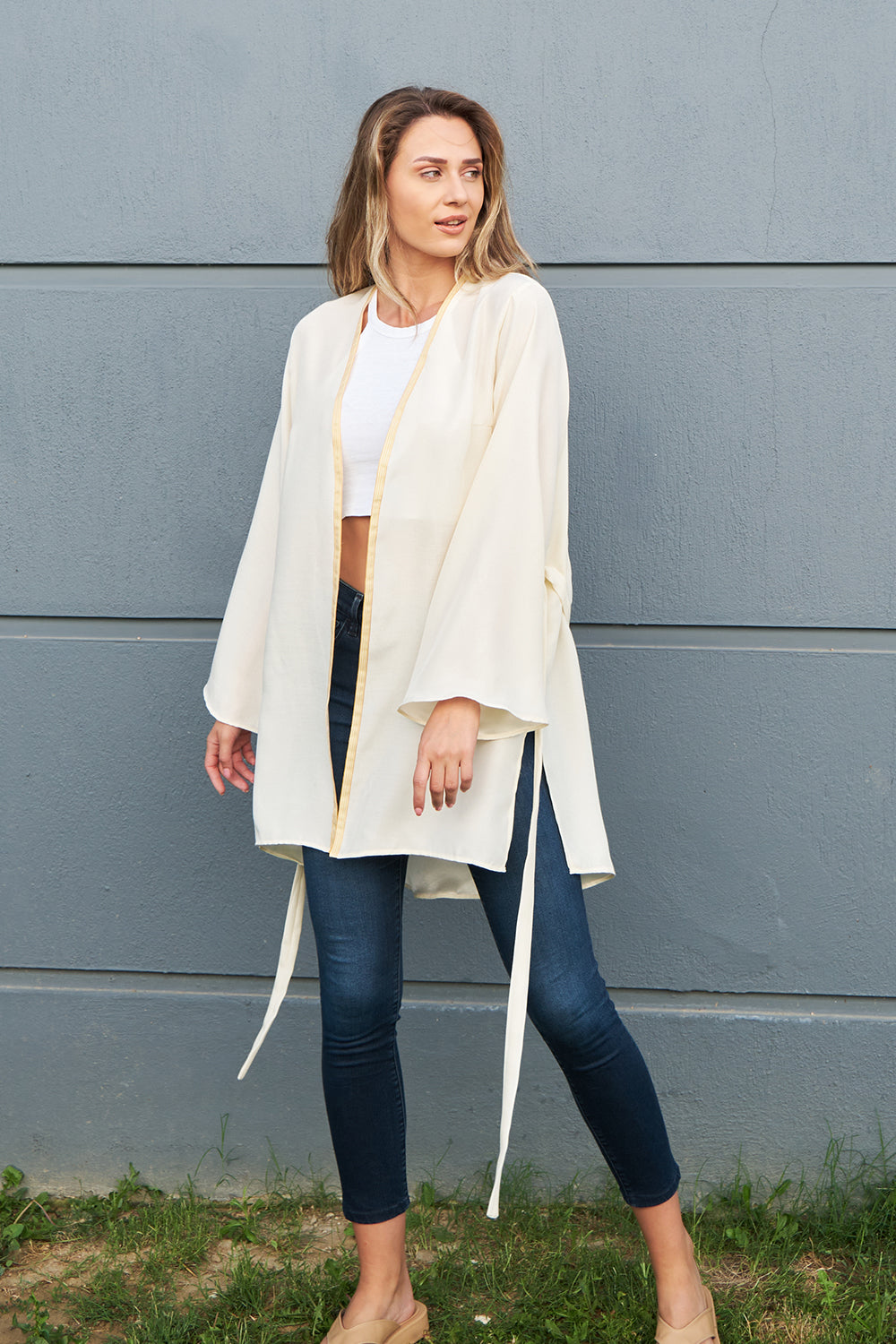 Petra Petrova-SORUNLU - Oversize İpek Fuşya Gül Nakışlı Kimono-Kimono-4-Milagron.com