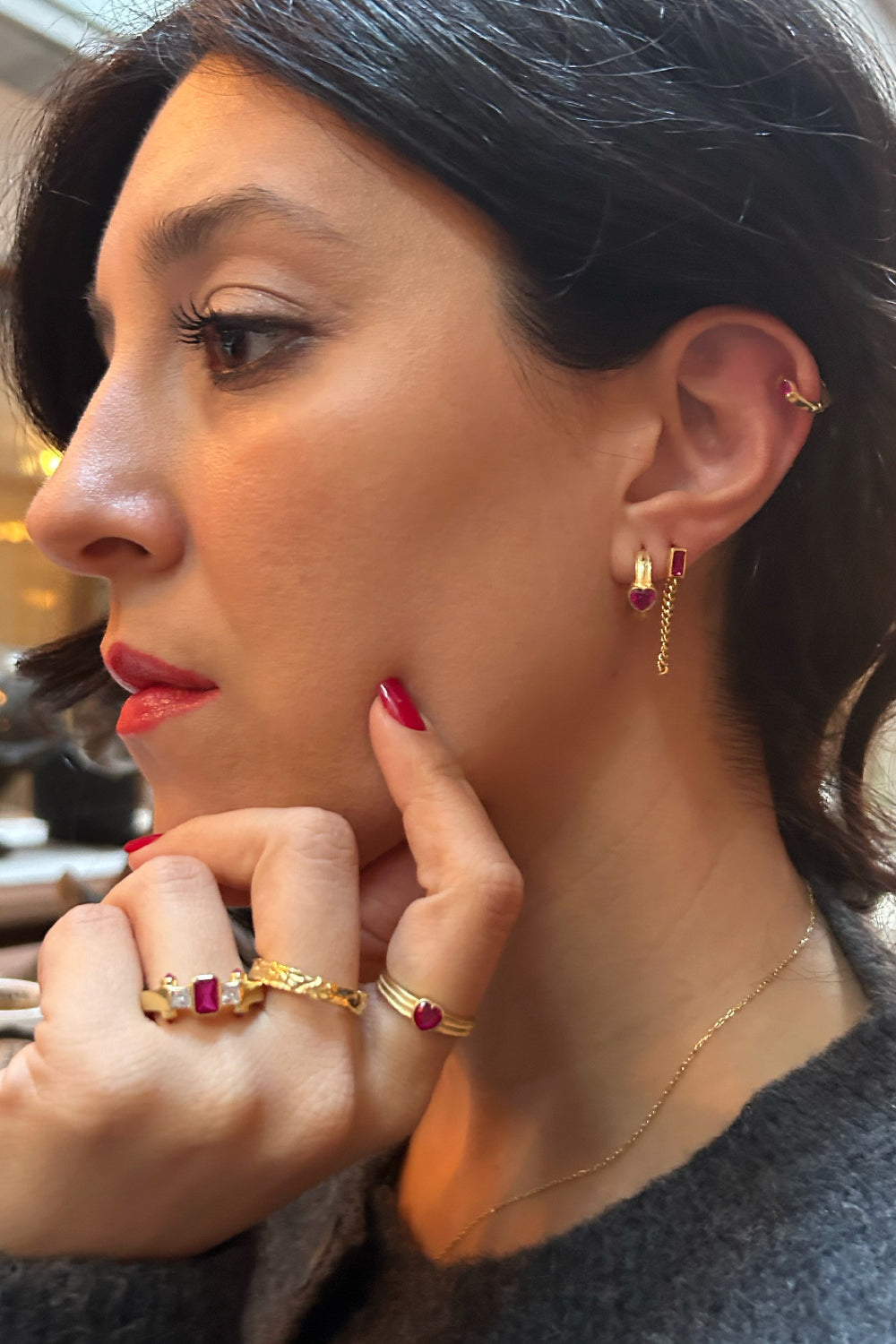 Pia&Co-Cadea Baget Taşlı Zincir Küpe-Küpe-6-Milagron.com