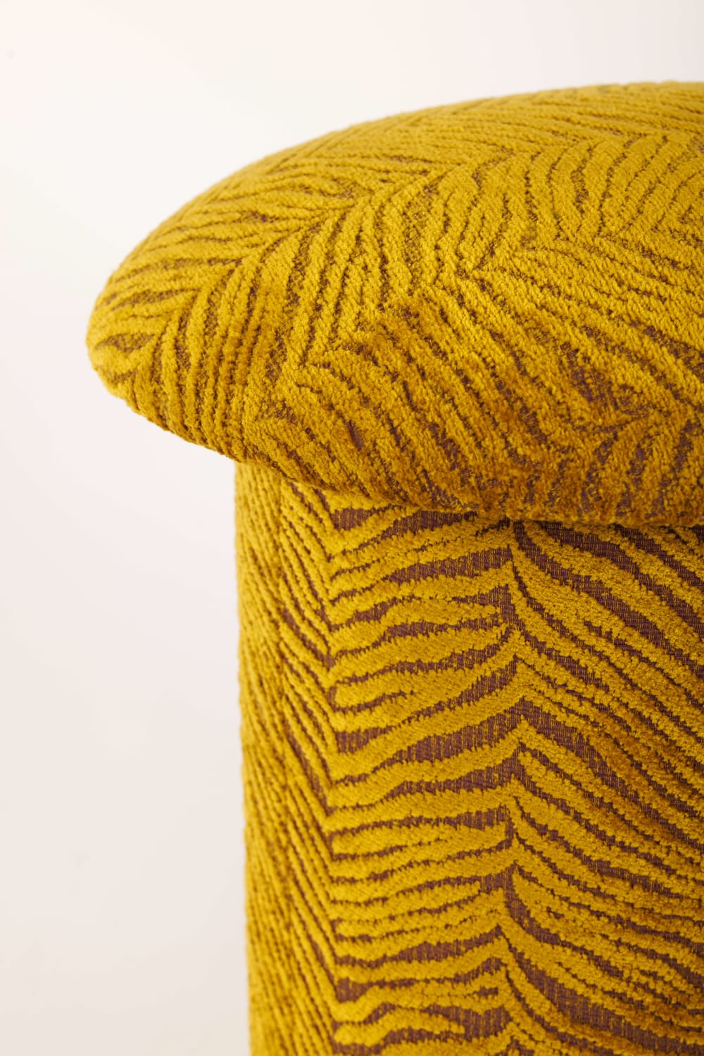 Posto Studio-Golden Leopard Puf-Puf-3-Milagron.com