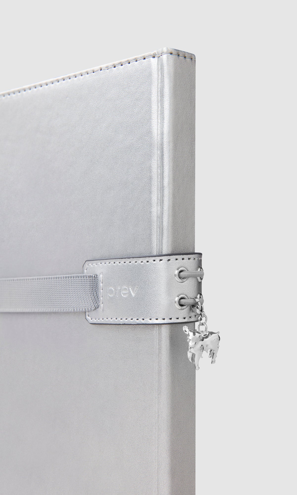 Untamed Kuzu Charm