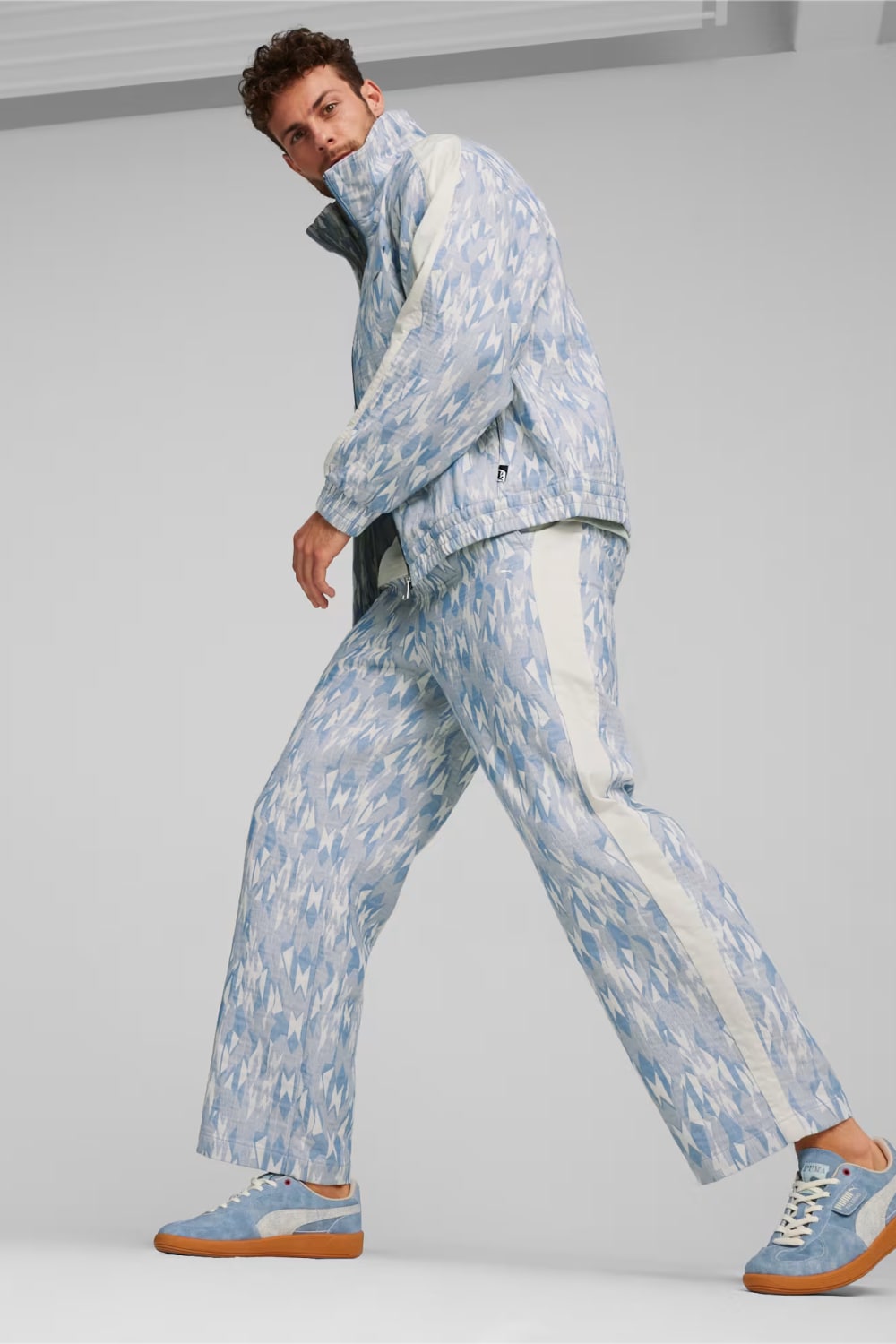 Puma-Basketball Nostalgia T7 Track Jacket-Zen Blue-Ceket-2-Milagron.com