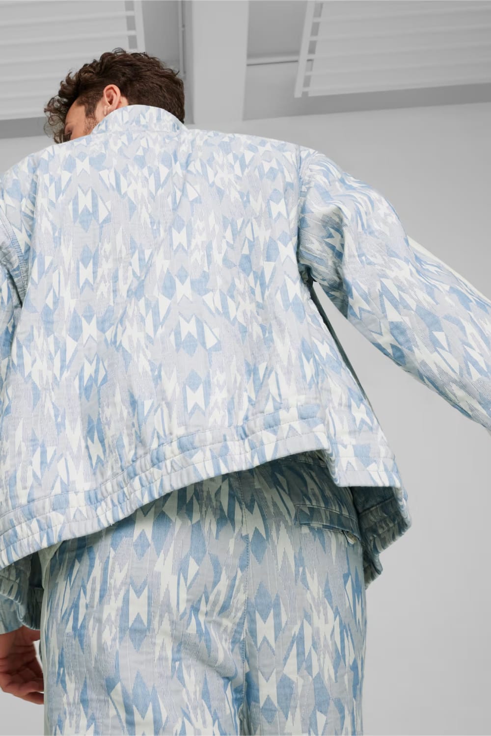 Puma-Basketball Nostalgia T7 Track Jacket-Zen Blue-Ceket-4-Milagron.com