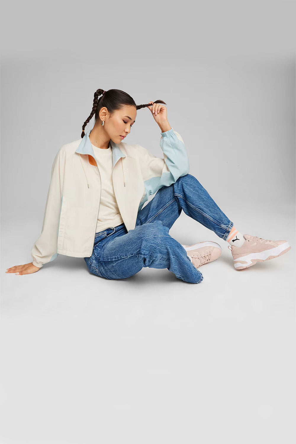 Puma-INFUSE Relaxed Woven Jacket-Alpine Snow-Yağmurluk-3-Milagron.com