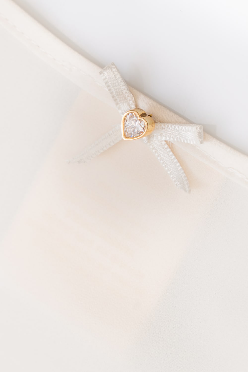 Pure Paris-Celine İpek Saten Gecelik - Ekru-Gecelik-3-Milagron.com