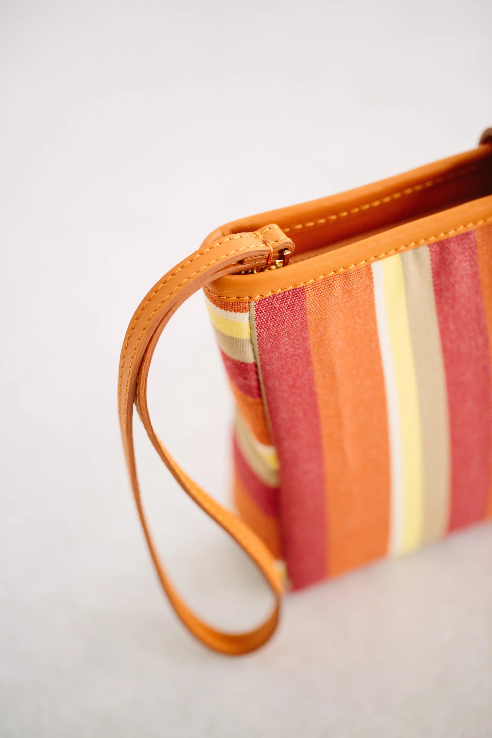 Pure Paris Resort Clutch Bag – Sunset Mauve