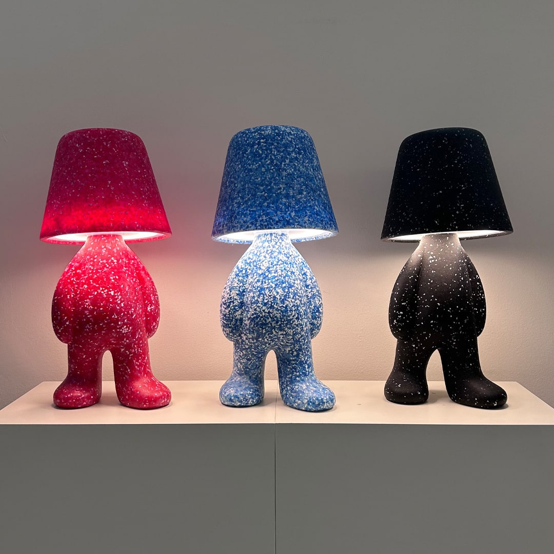 Qeeboo-Bigger Brother Mix Kırmızı Led Masa Aydınlatması-Dekoratif Aydınlatma-5-Milagron.com