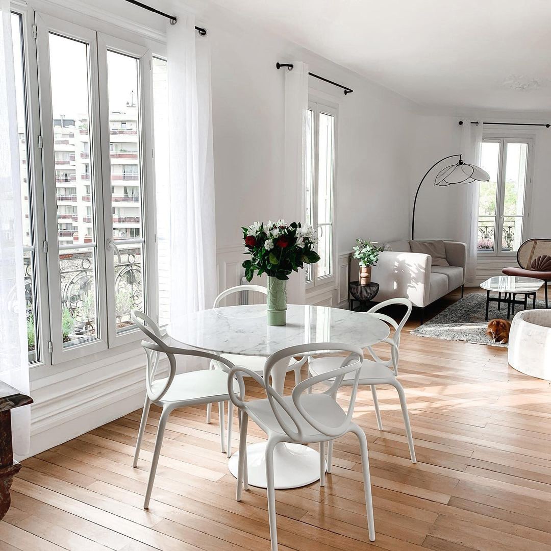 Qeeboo-Loop Beyaz Sandalye-Sehpa-2-Milagron.com