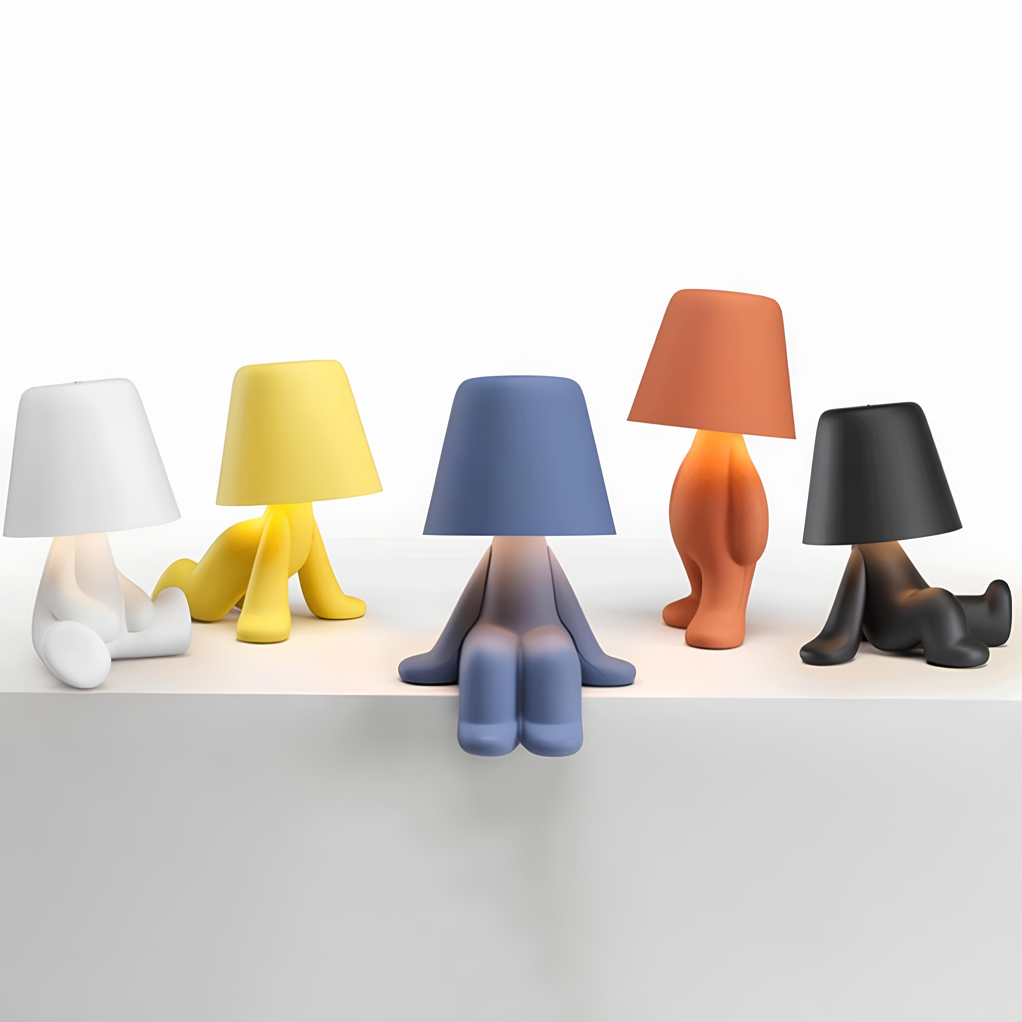 Qeeboo-Sweet Brothers Sam Açık Mavi Aydınlatma-Masa Lambası-4-Milagron.com