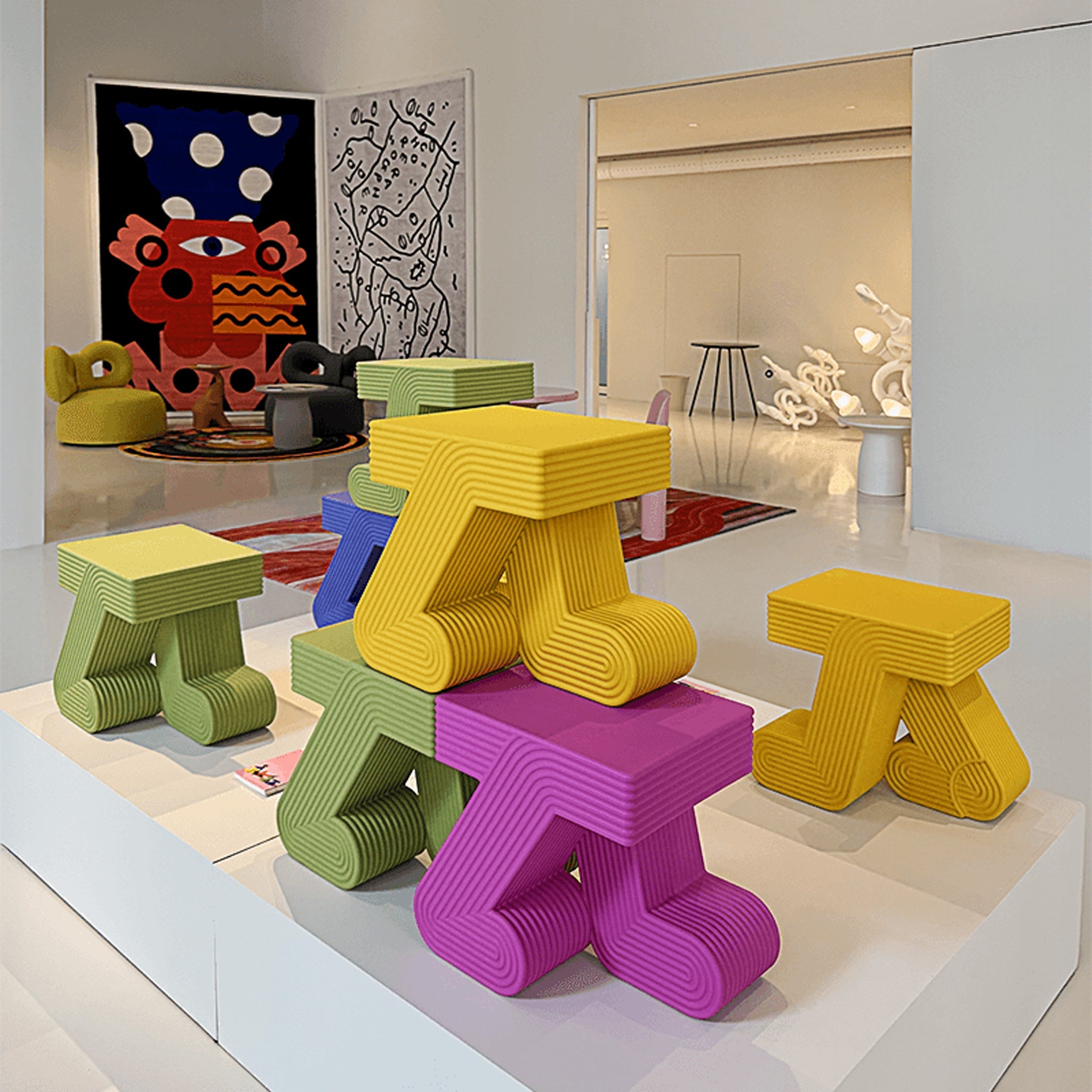 Qeeboo-Walking Yeşil Sehpa-Sehpa-3-Milagron.com