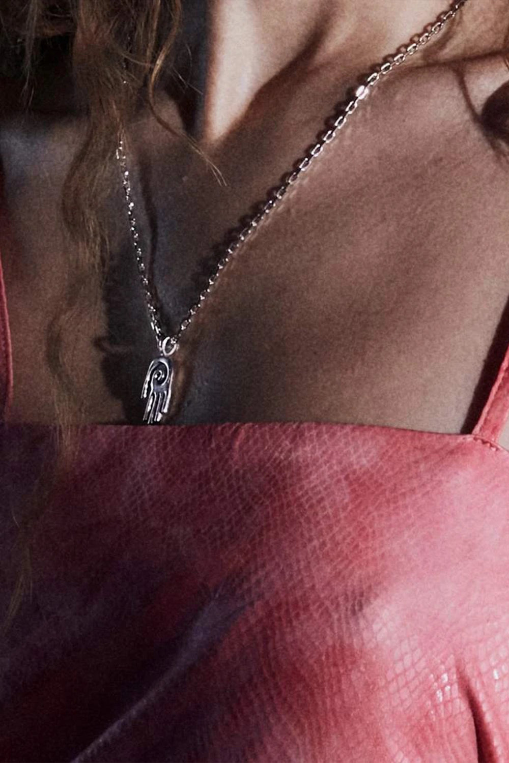 RAFTAF-Healing Hand Gümüş Kolye-Kolye-2-Milagron.com