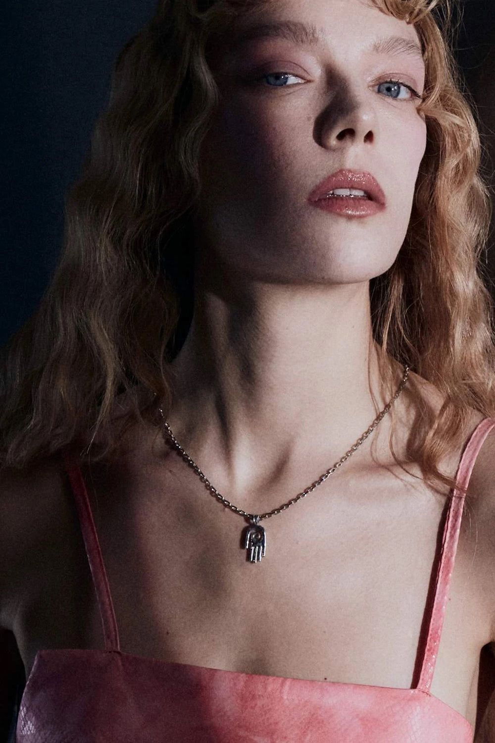 RAFTAF-Healing Hand Gümüş Kolye-Kolye-4-Milagron.com