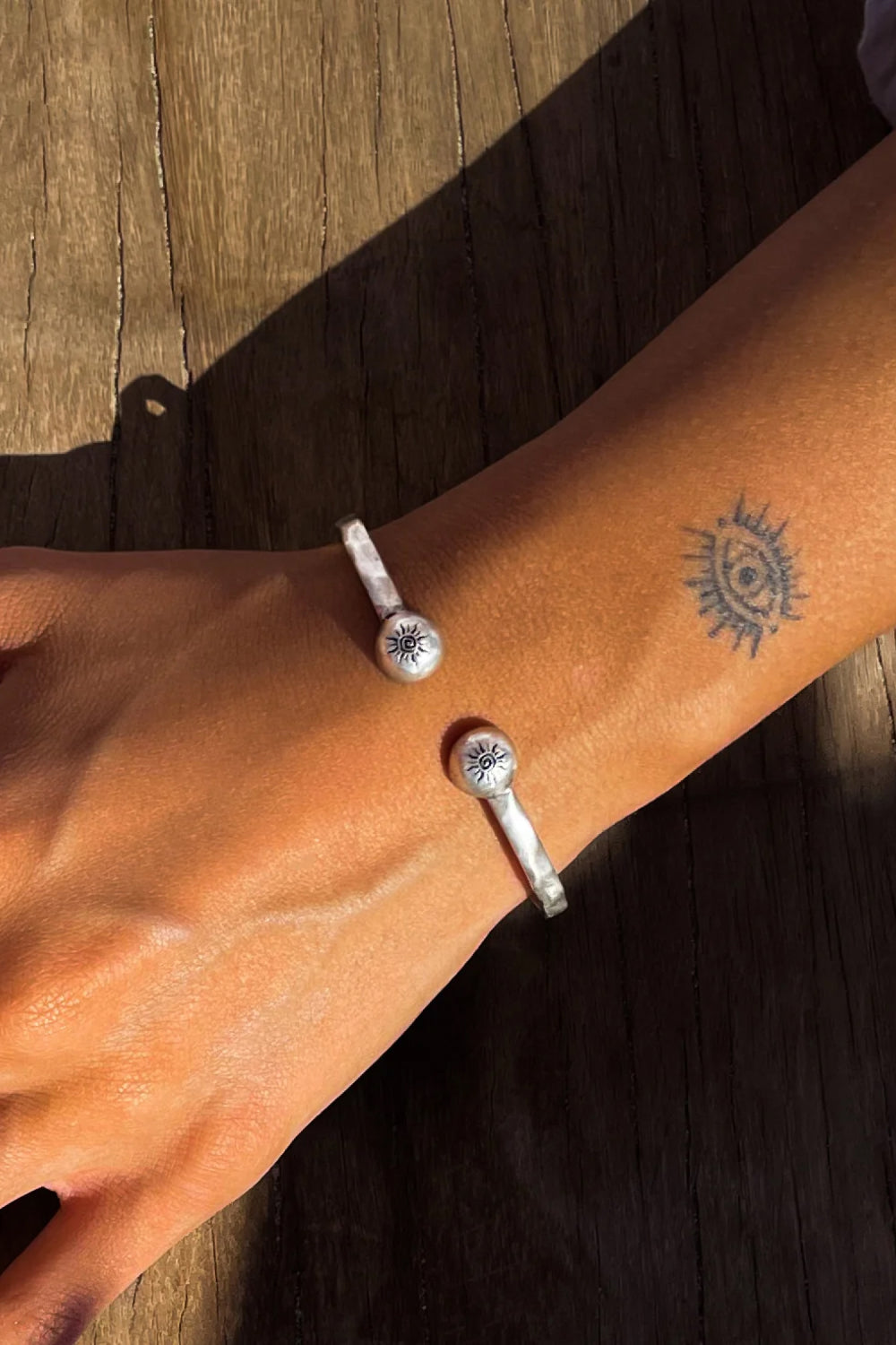 RAFTAF-Twisting Sun Gümüş Bileklik-Bileklik-5-Milagron.com