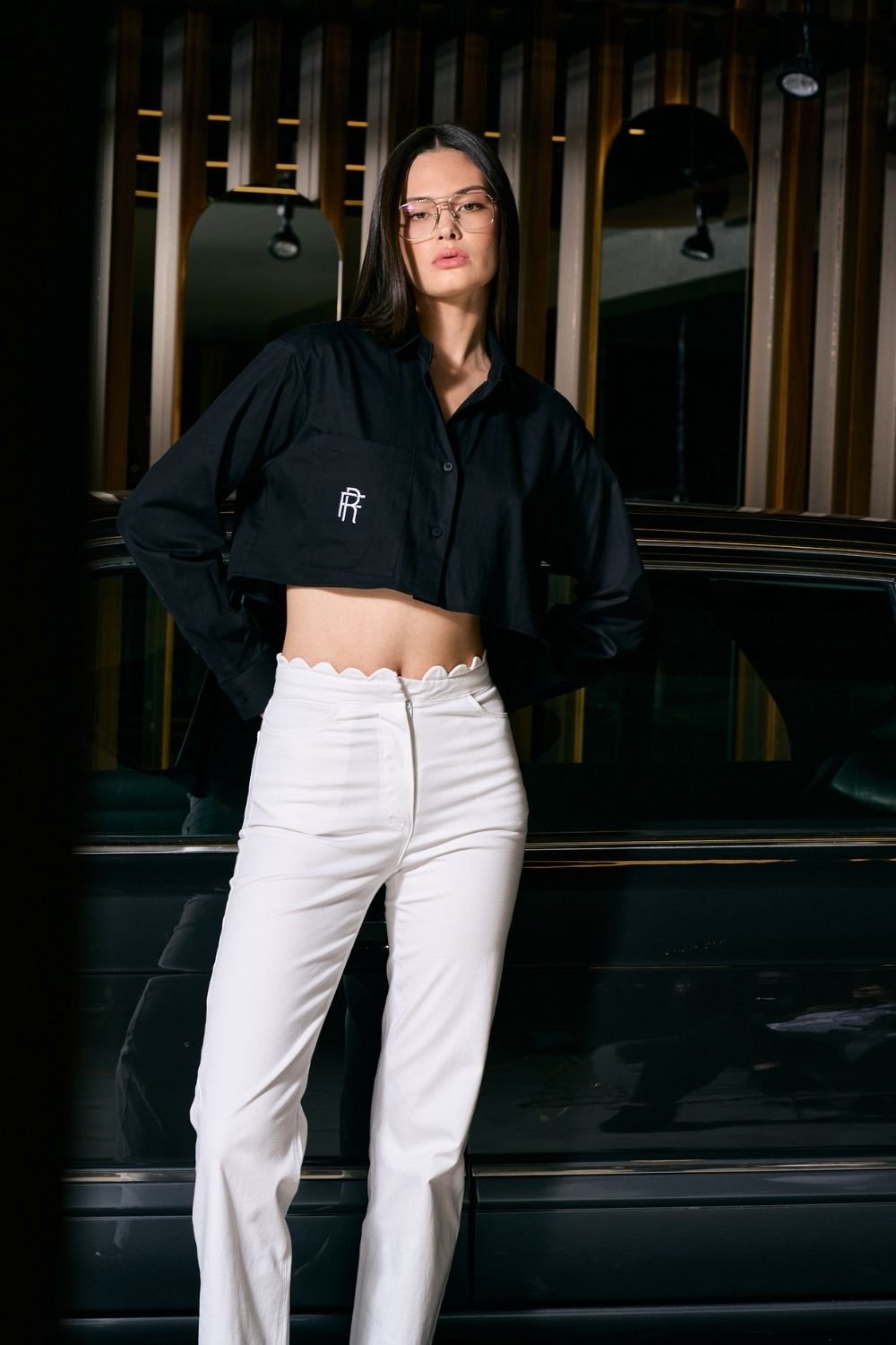 Rafael Fernè-Siyah Logo Crop Gömlek-Gömlek-1-Milagron.com