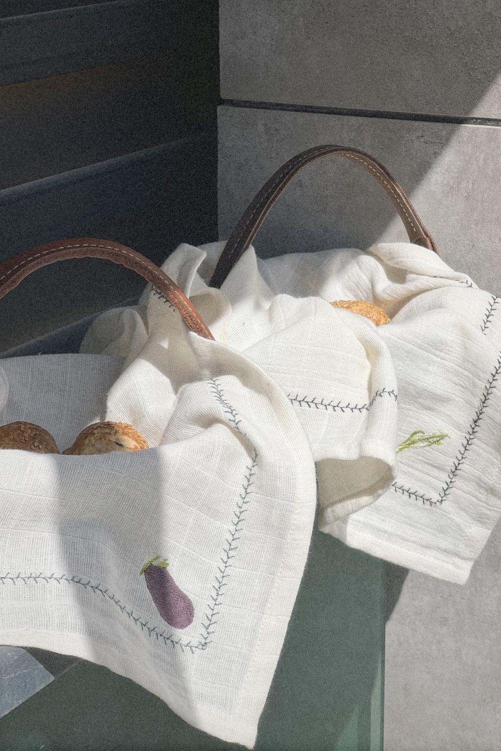 Raika Studio-Pia Walnut-tan Bowl-Tabak & Kase-5-Milagron.com