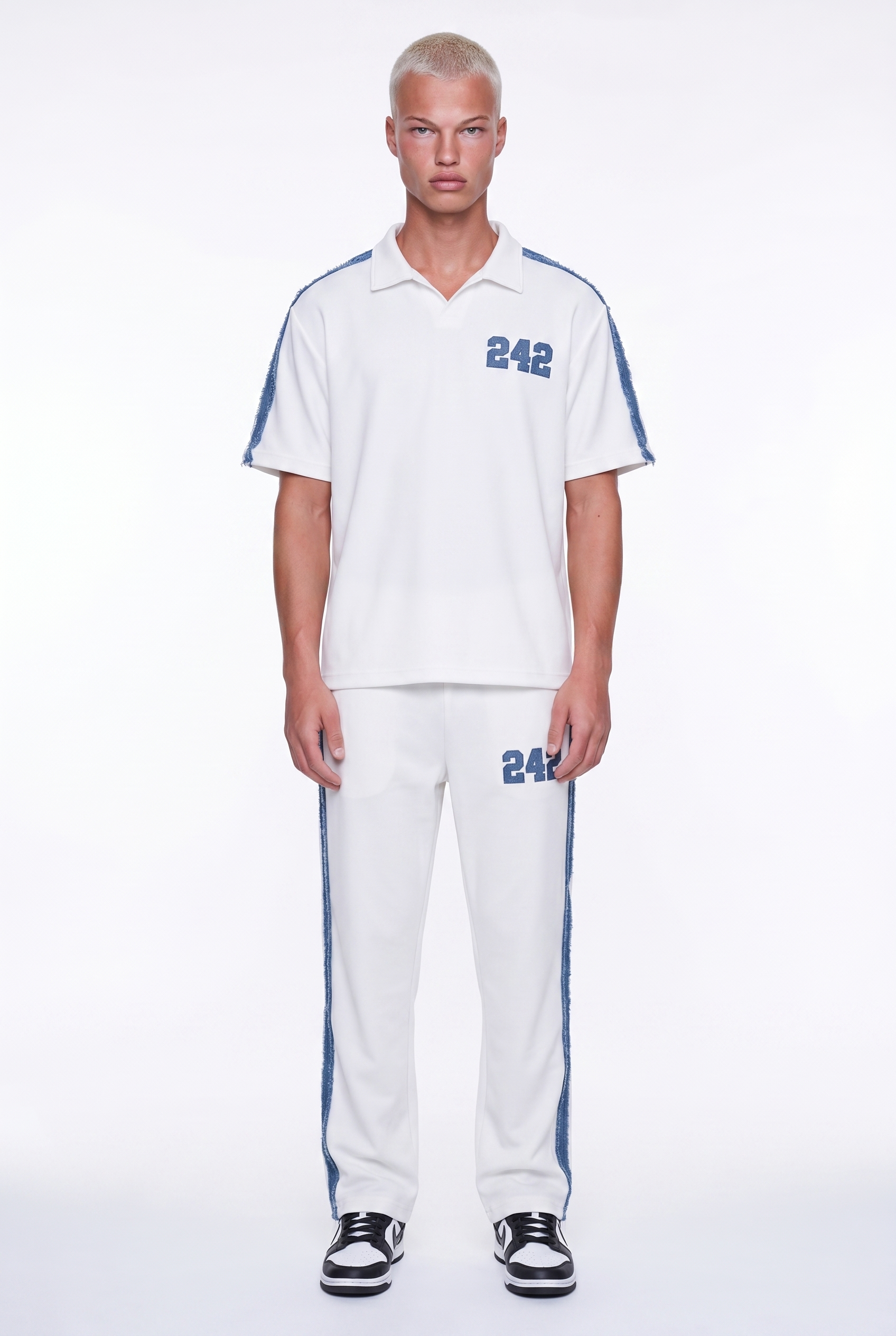 Erkek 242 Şerit Detaylı Regular Fit Eşofman Takımı Ekru