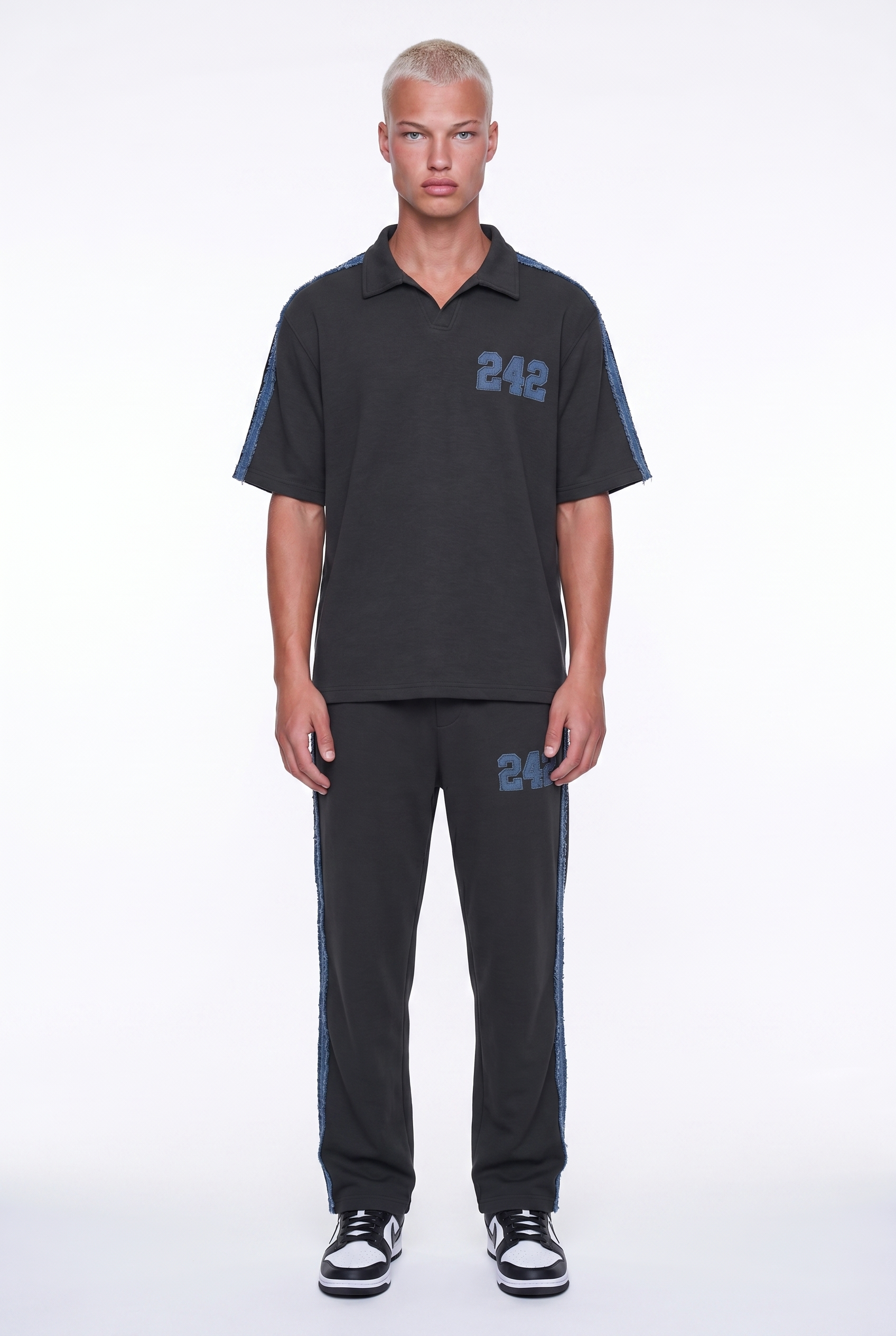 Erkek 242 Şerit Detaylı Regular Fit Eşofman Takımı Siyah