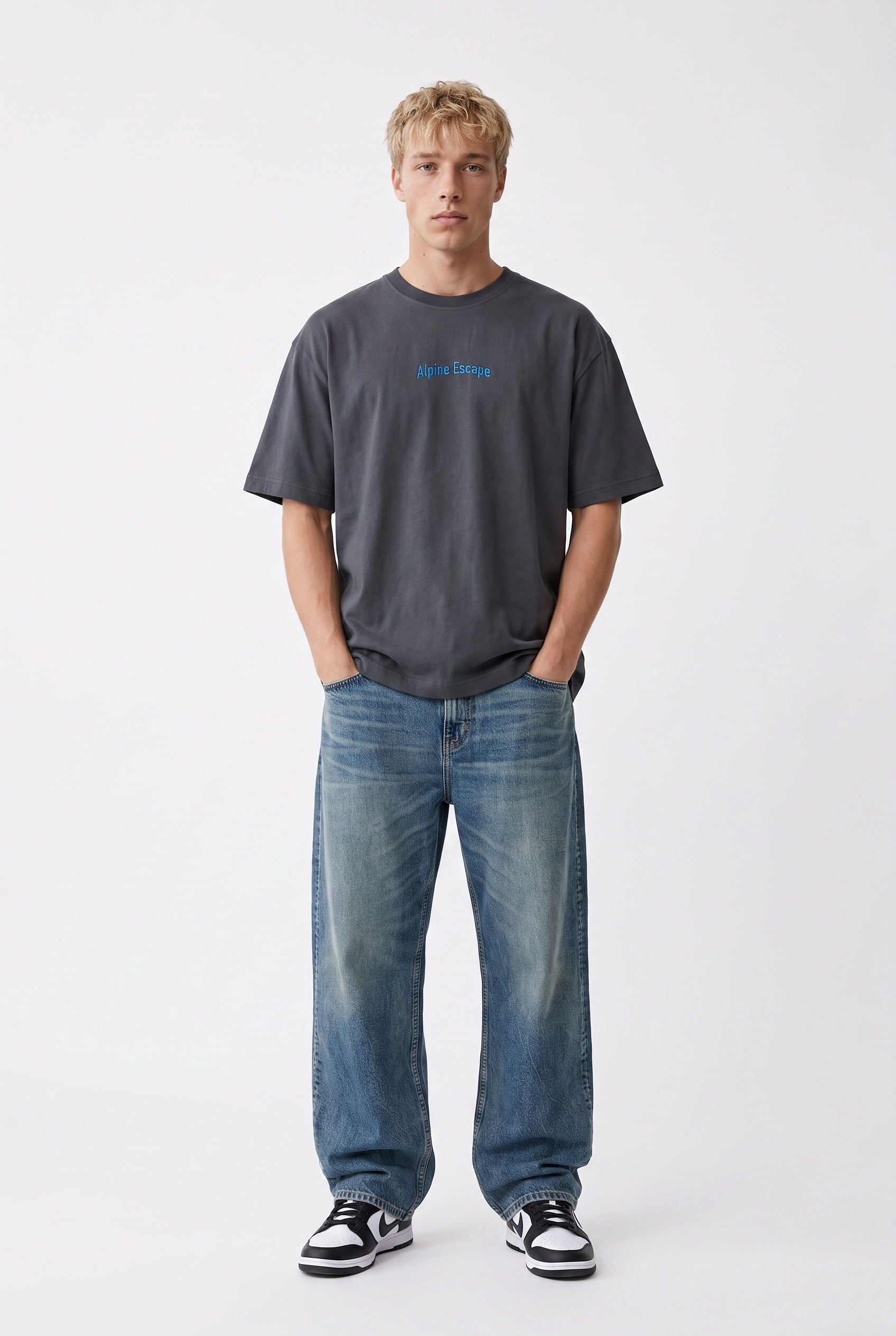 Erkek Alpine Nakışlı Oversize T-Shirt Füme