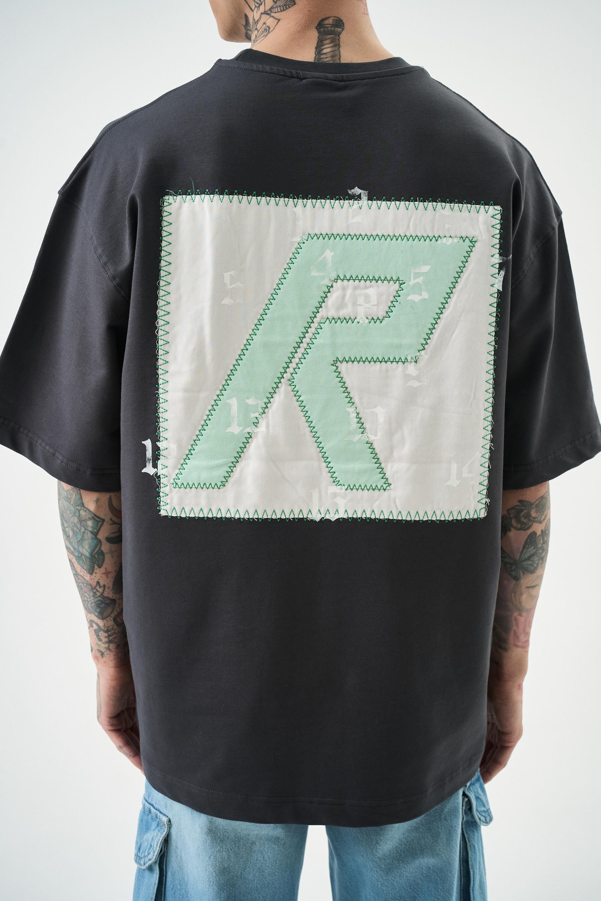 Erkek Numbers Of R Nakışlı Oversize T-Shirt Füme