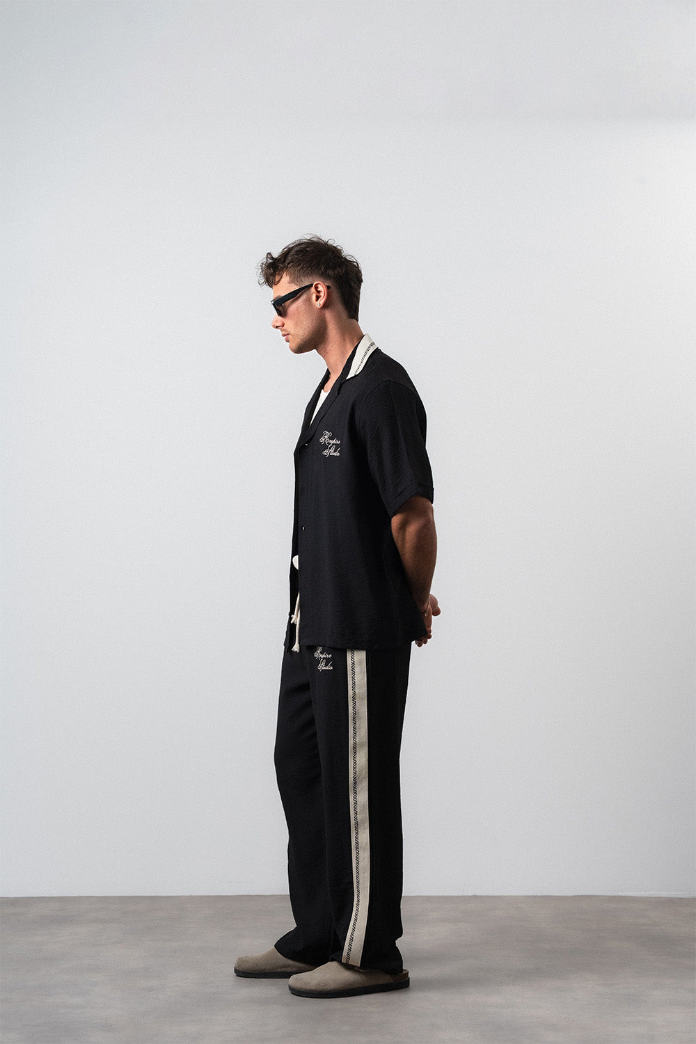 Respire-Erkek Şerit Detaylı Keten Oversize Gömlek Pantolon Takım Siyah-Alt - Üst Takım-3-Milagron.com