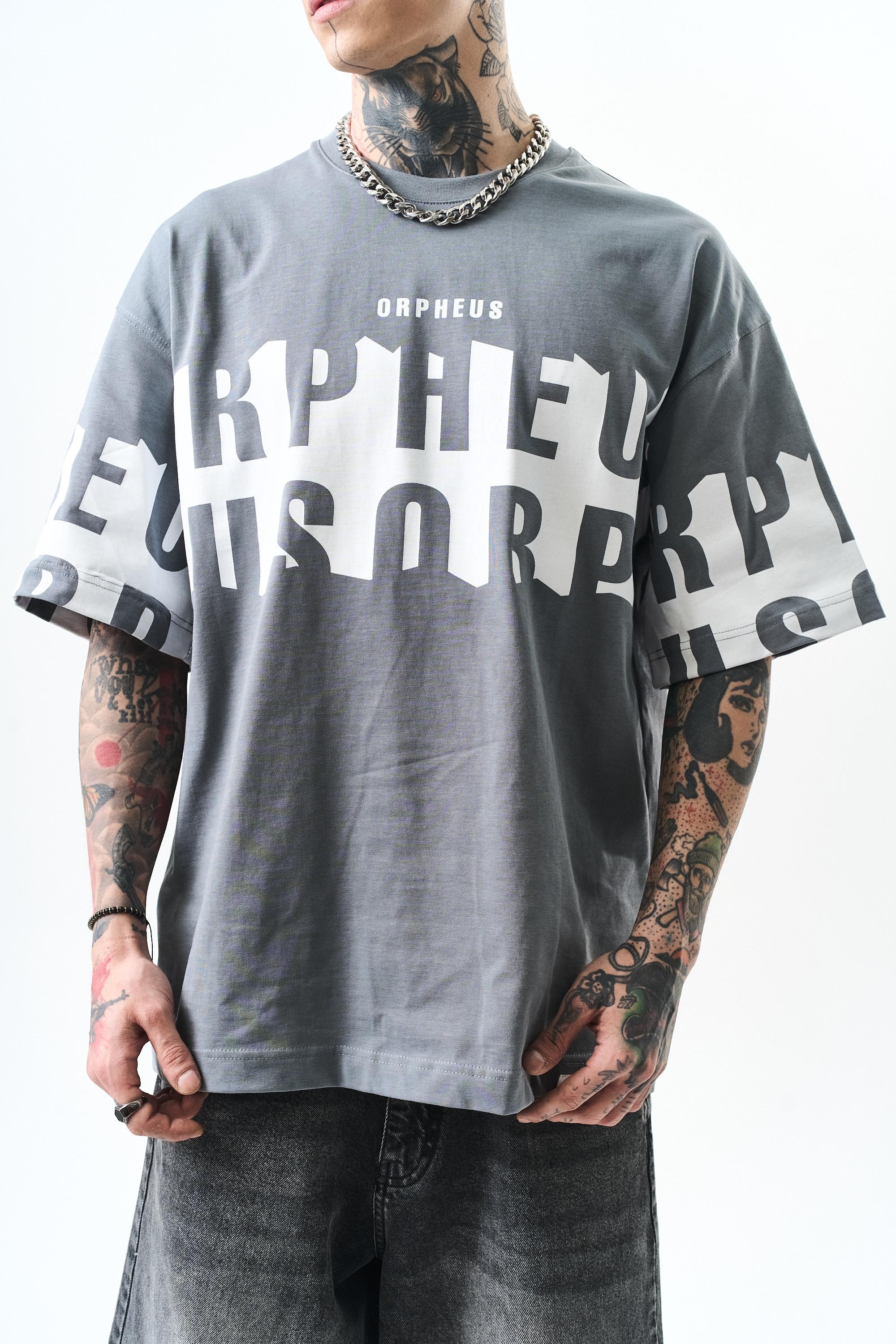 Erkek Orpheus Baskılı Oversize T-Shirt Füme