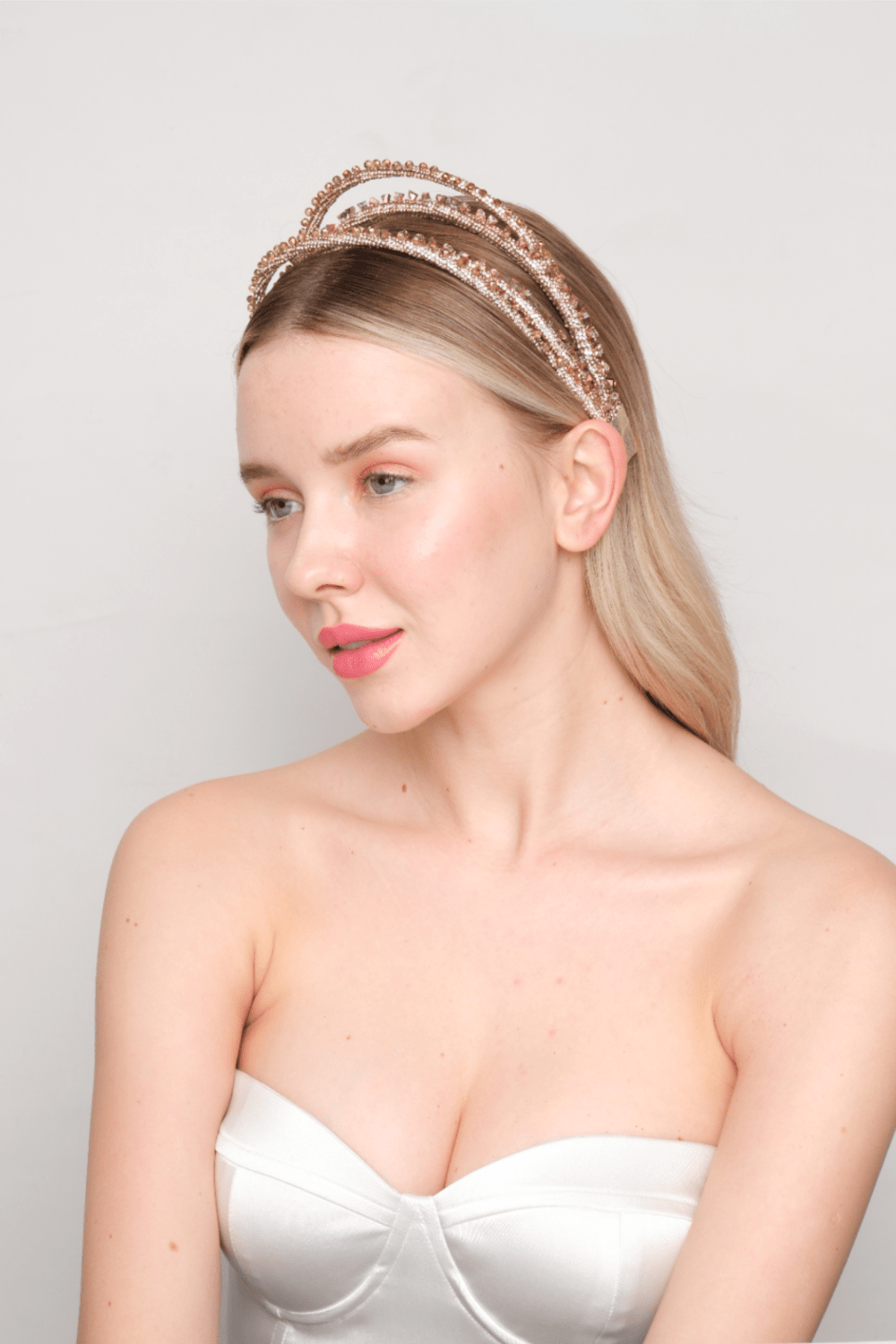 Rheya-Nayra Maxi Taç-Saç Aksesuarı-1-Milagron.com